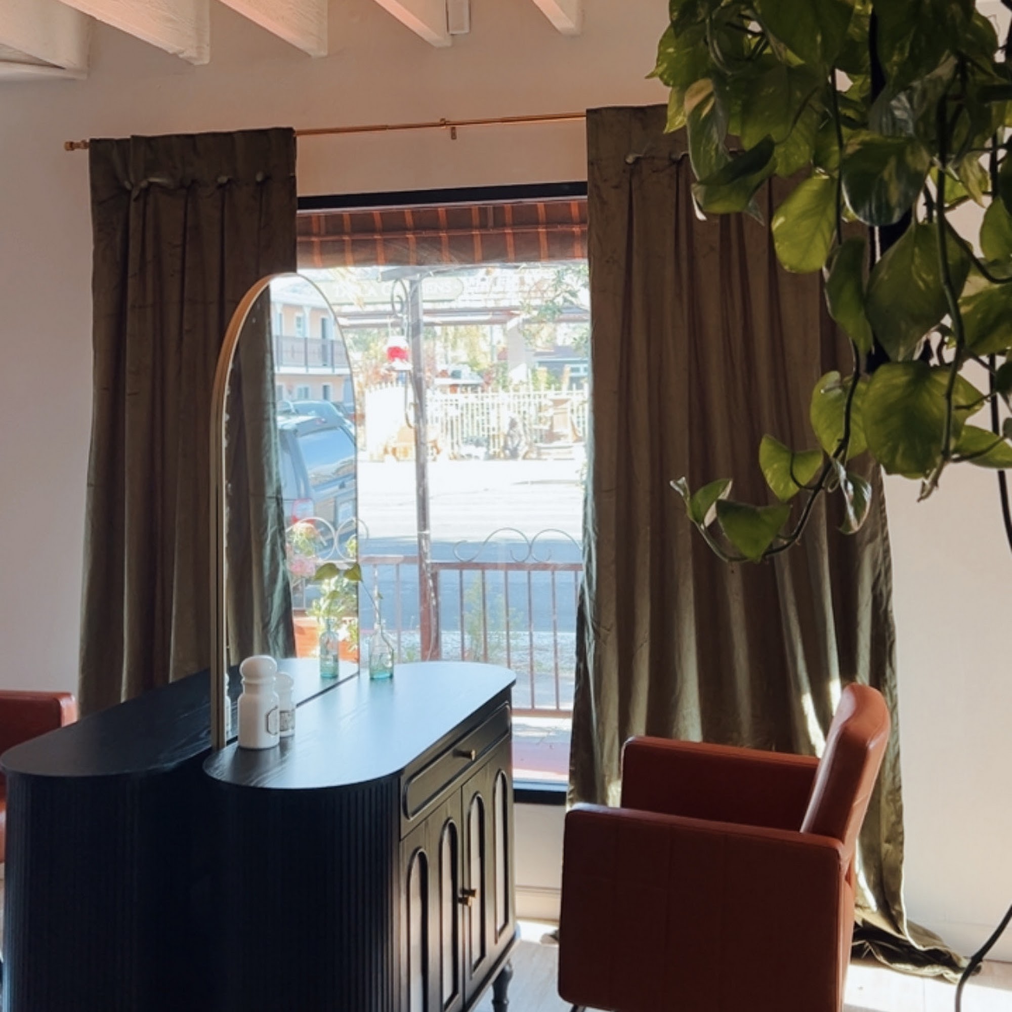 Velvet Moon Hair & Nails Studio