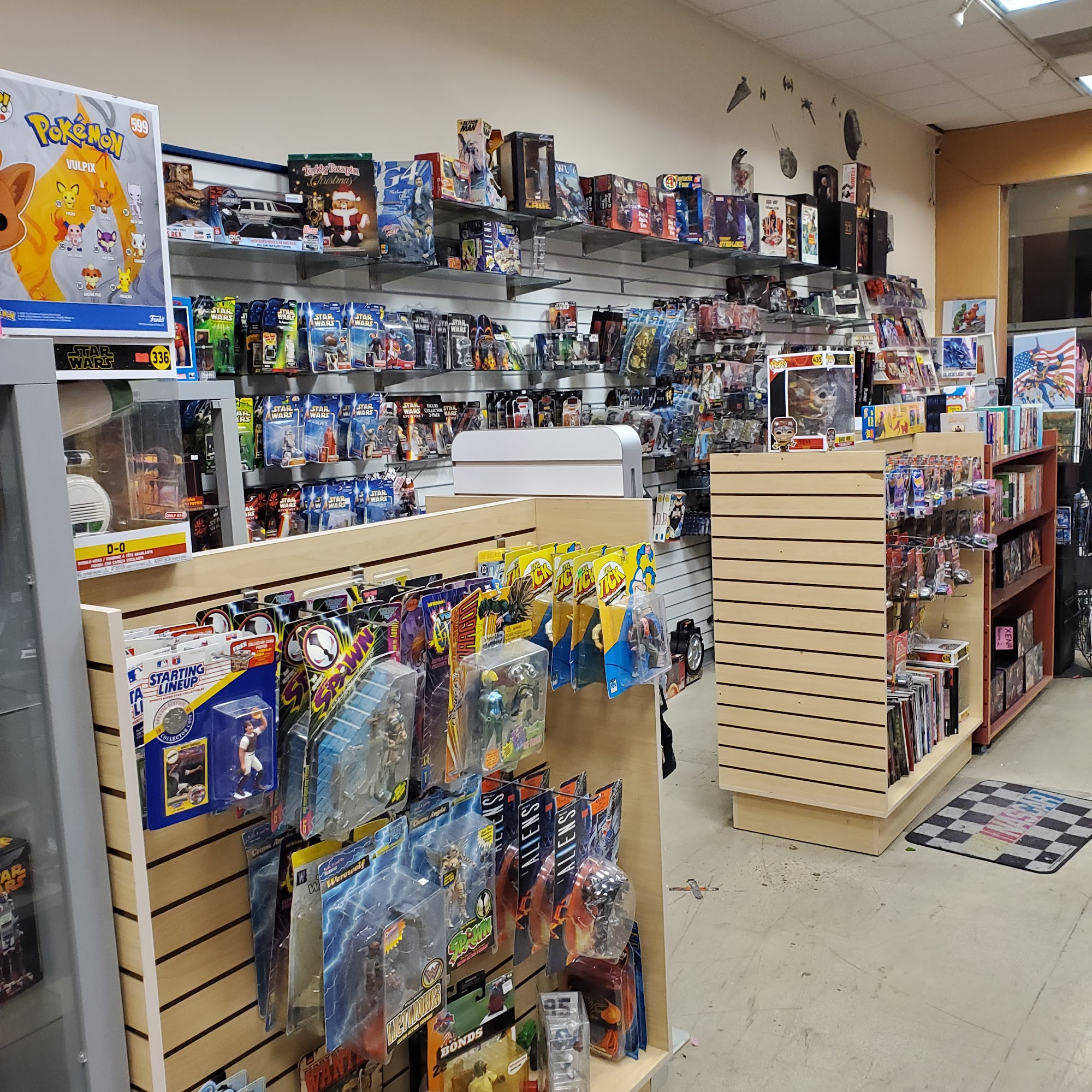 Dream World Collectibles 3301 E Main St 1248 #1254, Ventura California 93003