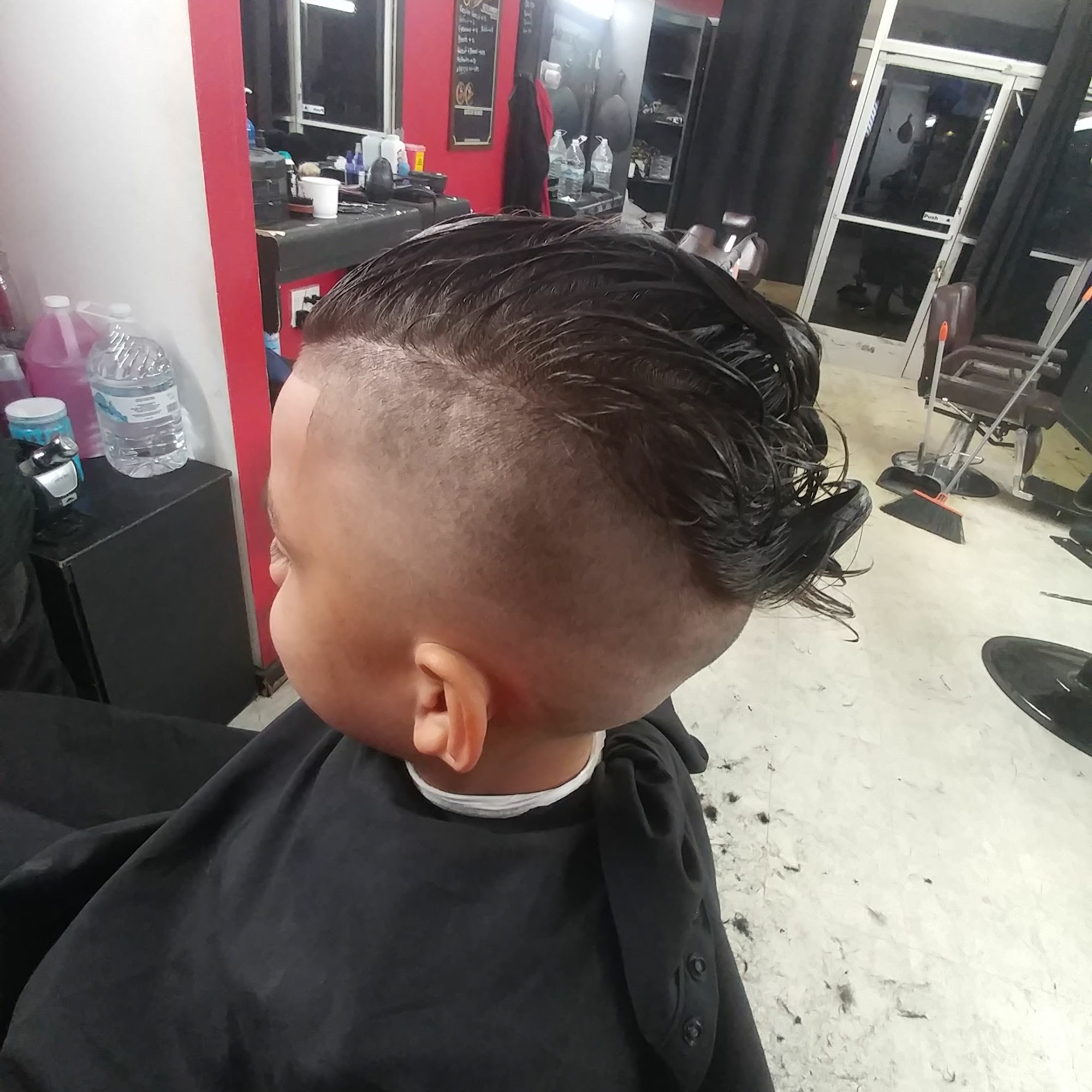 Icon Barber Shop 1811 Slauson Ave c, Vernon California 90058