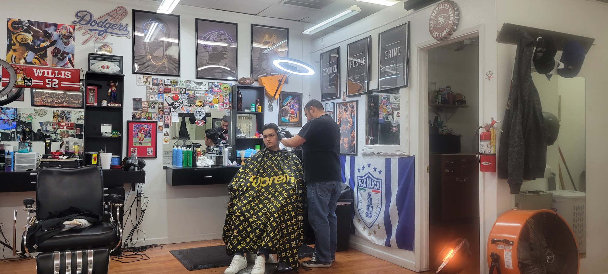 Traditions Barbershop 1306 W Walnut Ave, Visalia California 93277