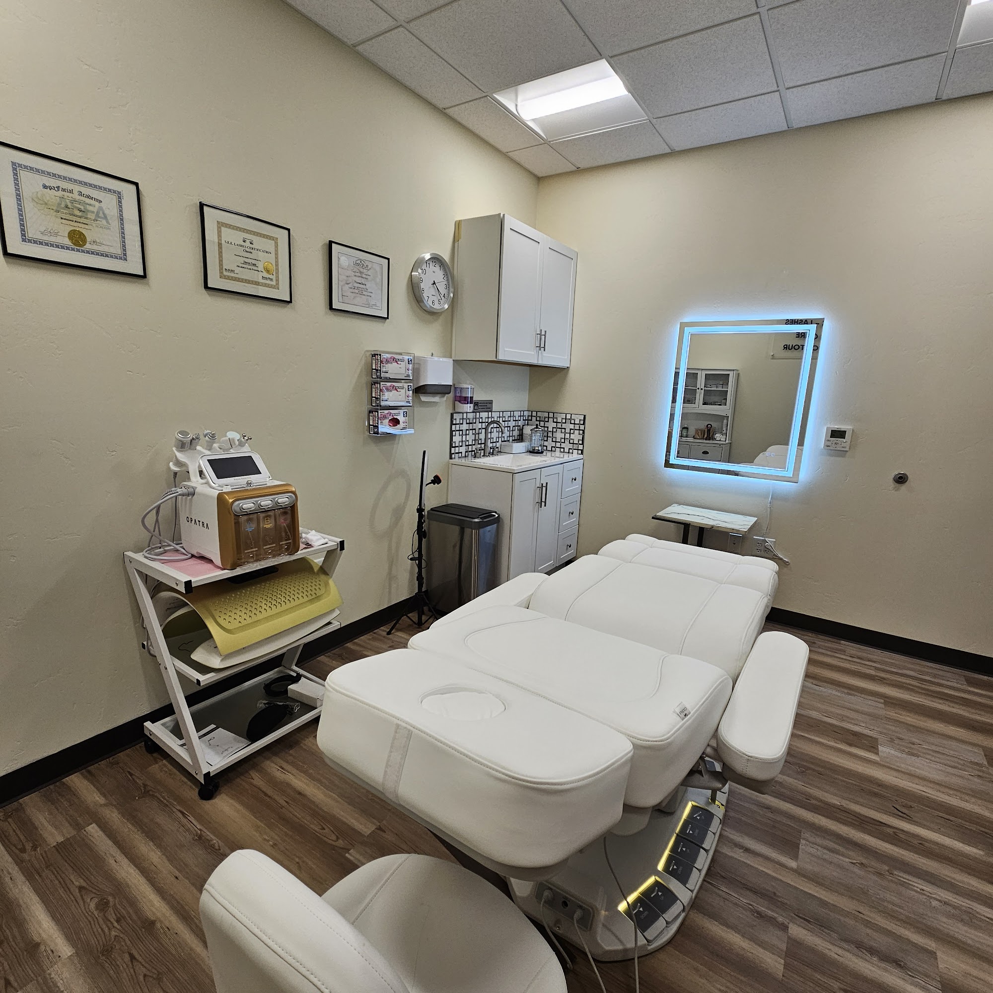 Bonita Forever Beauty Center