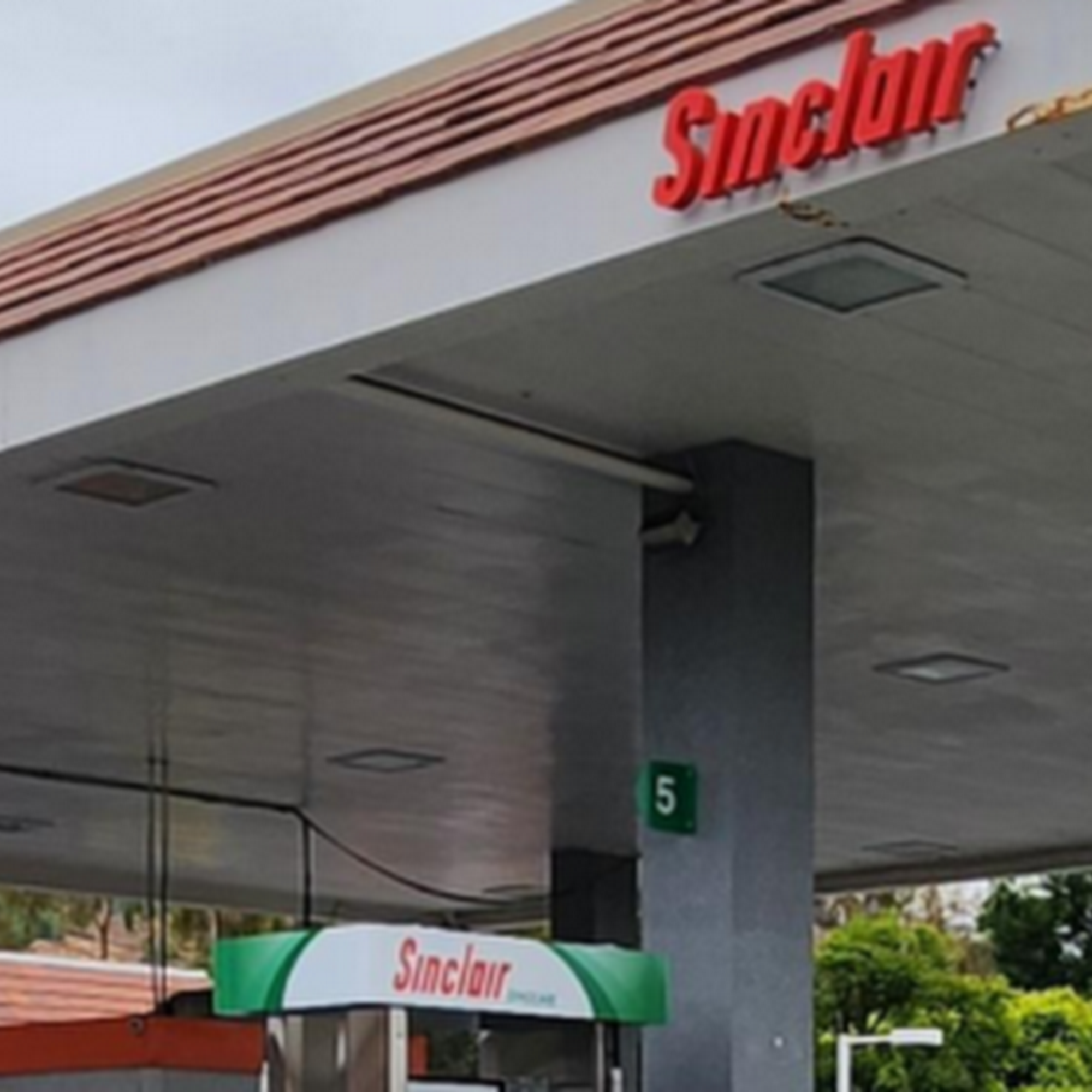 Sinclair Gas Station