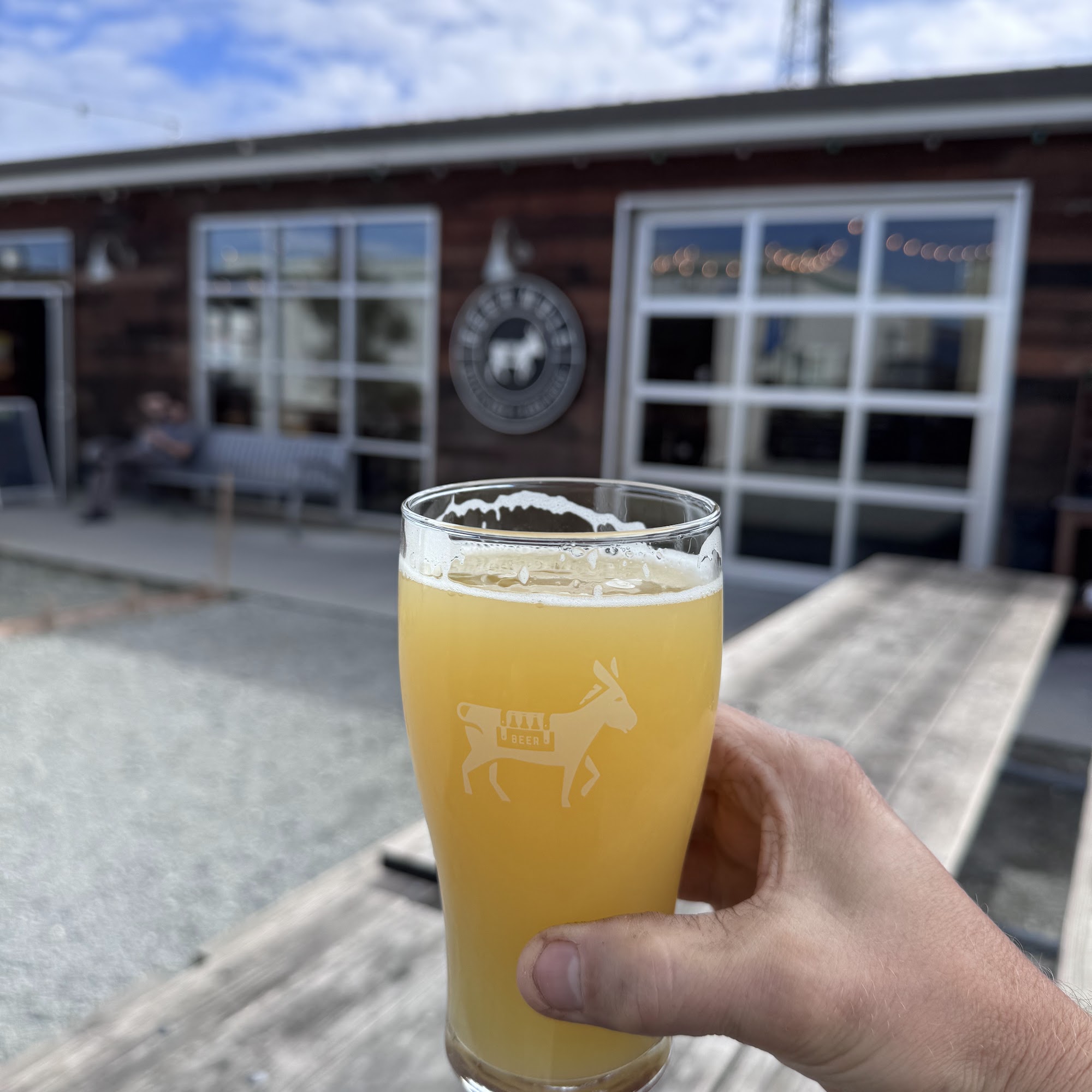 Beer Mule Bottle Shop + Pour House Watsonville