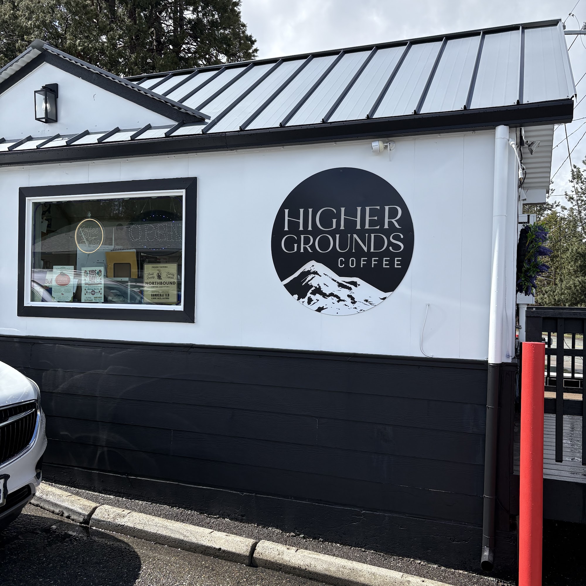 HIGHER GROUNDS Coffee