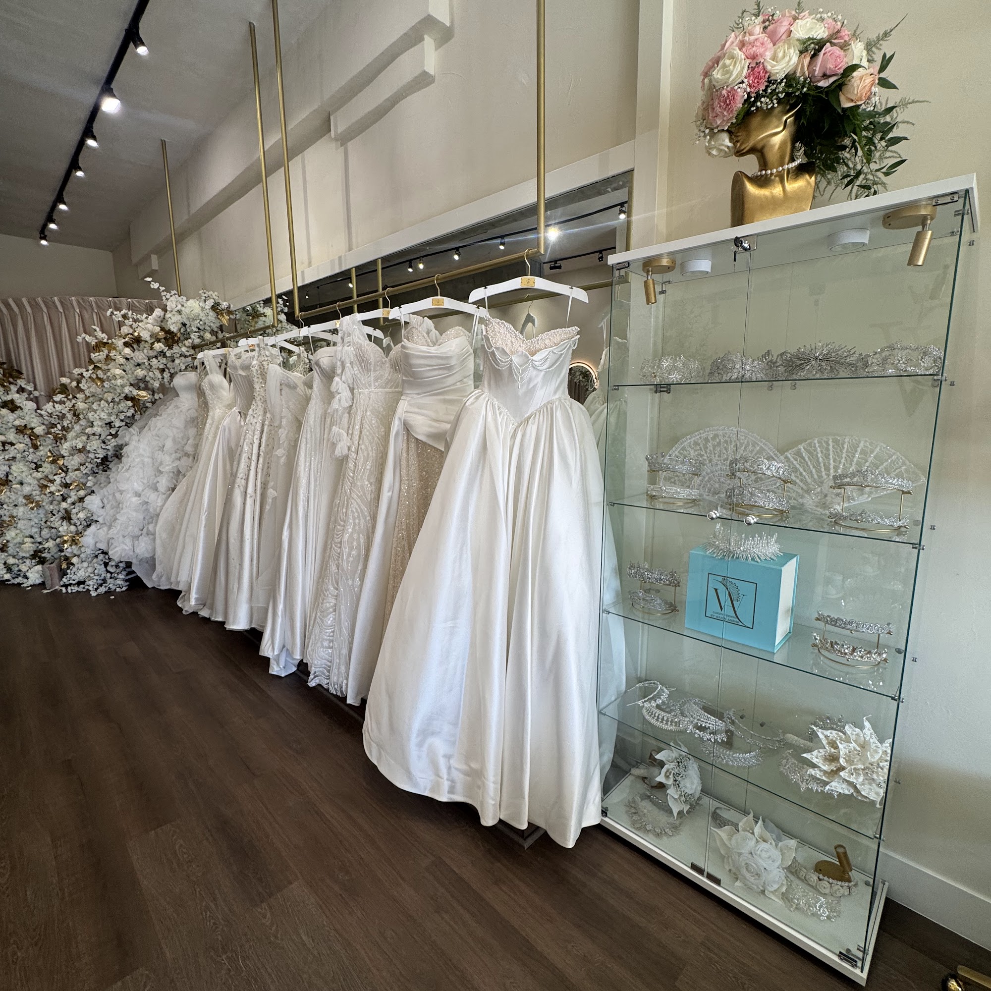 Wasim signature 8515 Santa Monica Blvd, West Hollywood, CA 90069