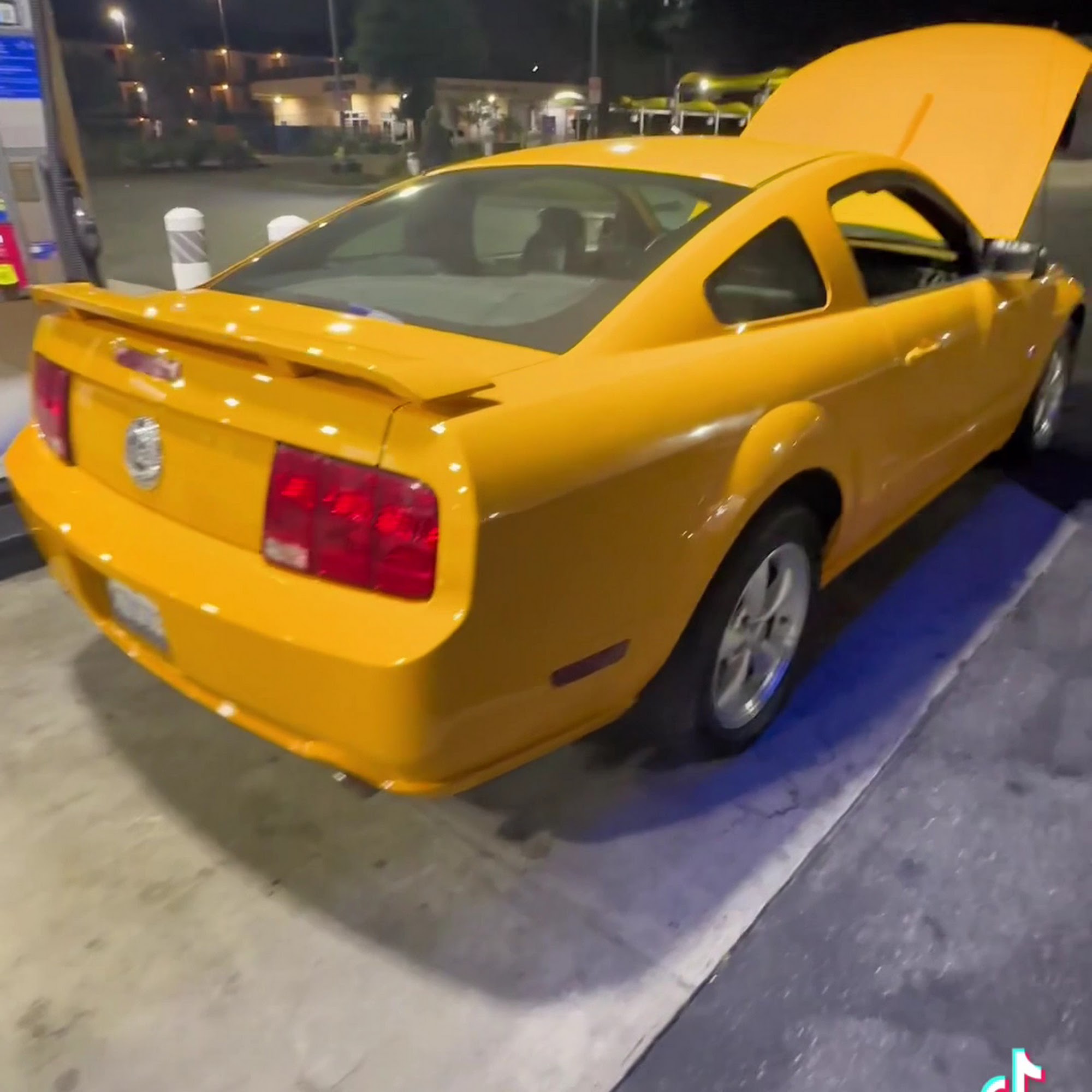 Nieva's Body Shop, Mechanic And Welding. LLC