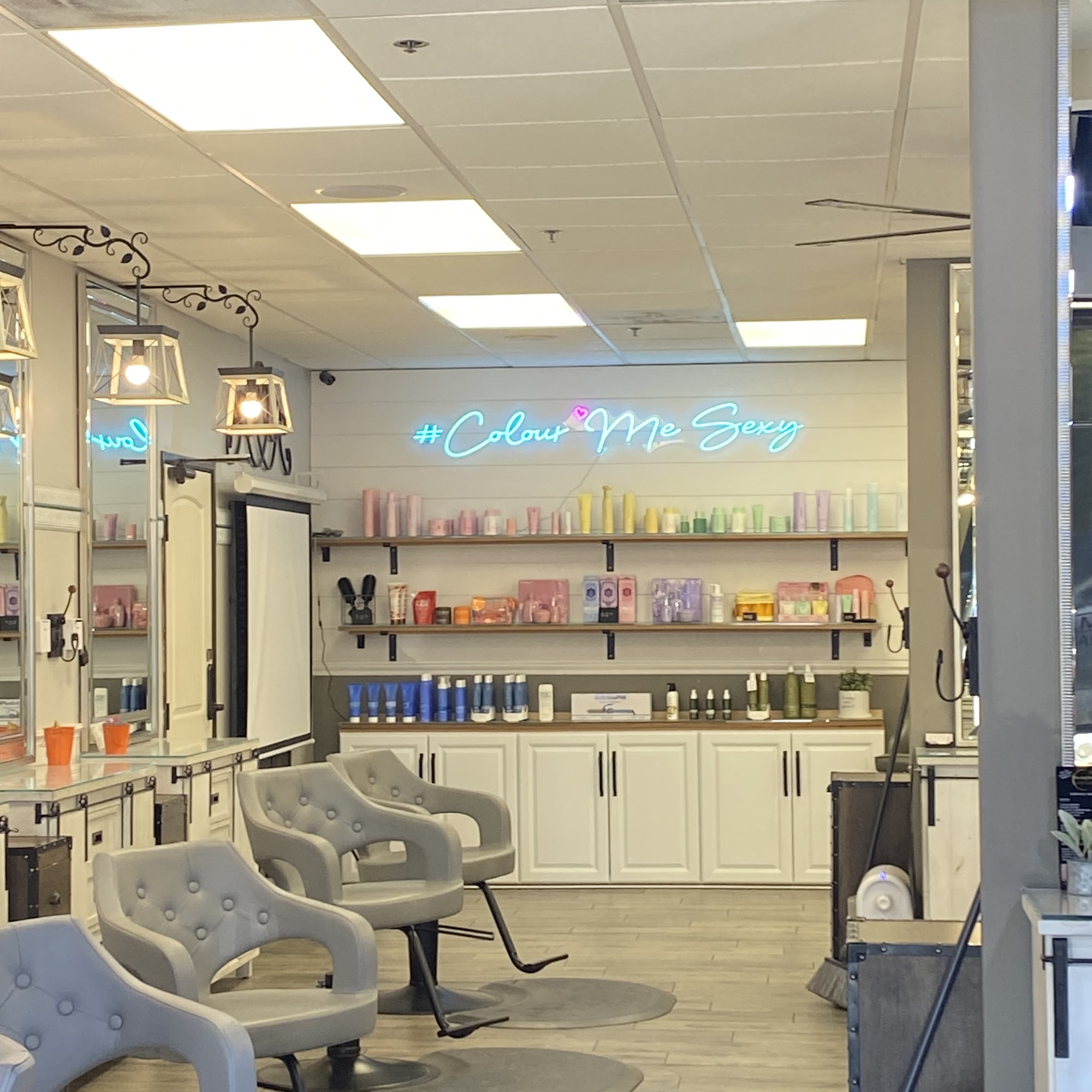 The Colour Parlor 32395 Clinton Keith Rd, Wildomar, CA 92595