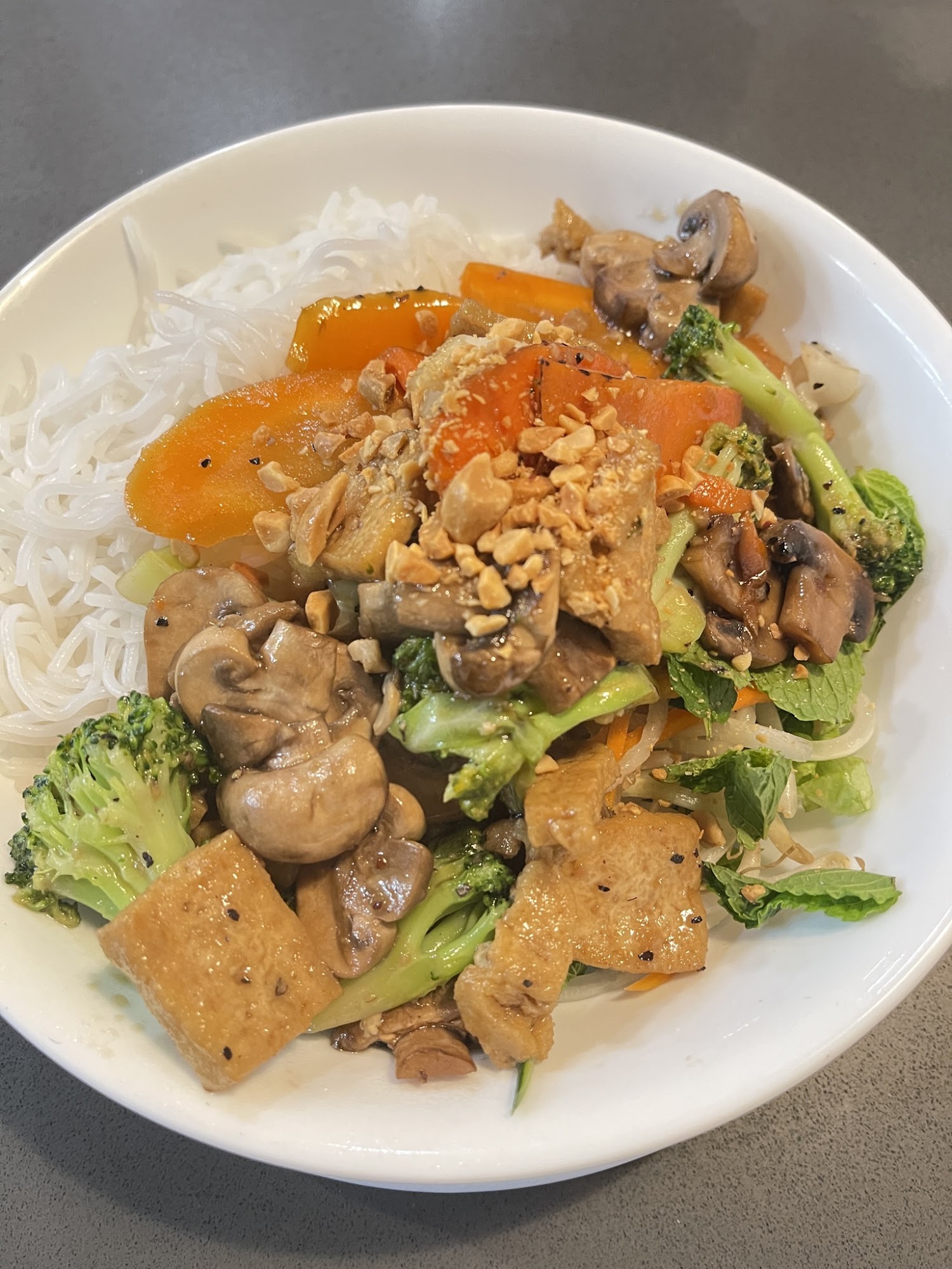 Saigon Brothers Woodland Hills