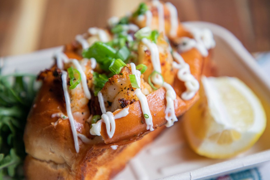Lobster-Guys Woodland Hills