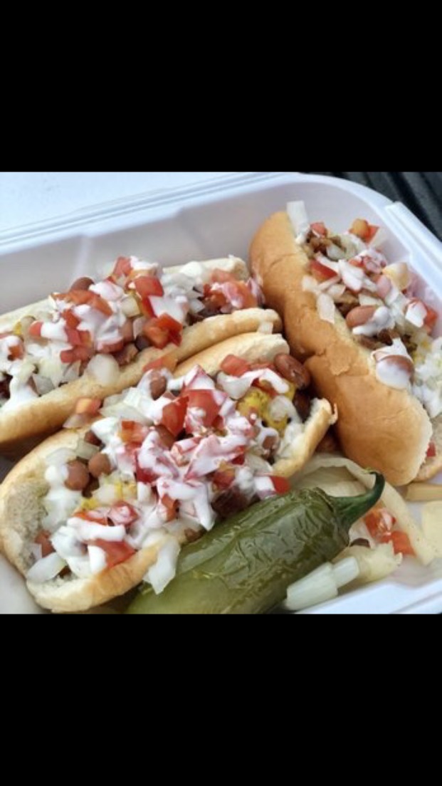 Hot Dogs y Elotes El Primo Woodland