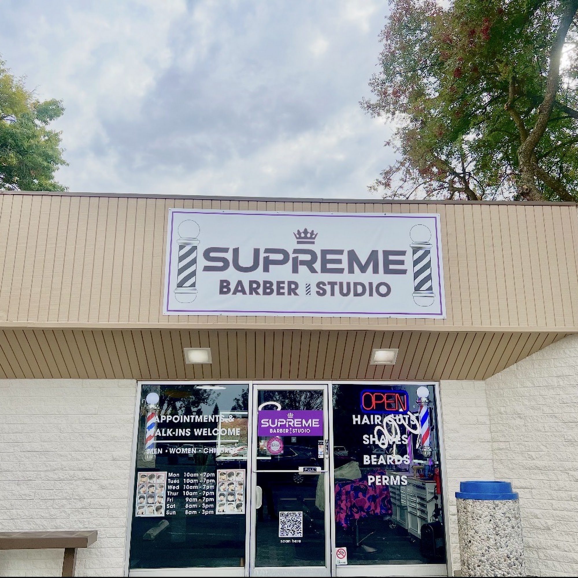 Supreme Barber Studio 91 W Court St B, Woodland California 95695