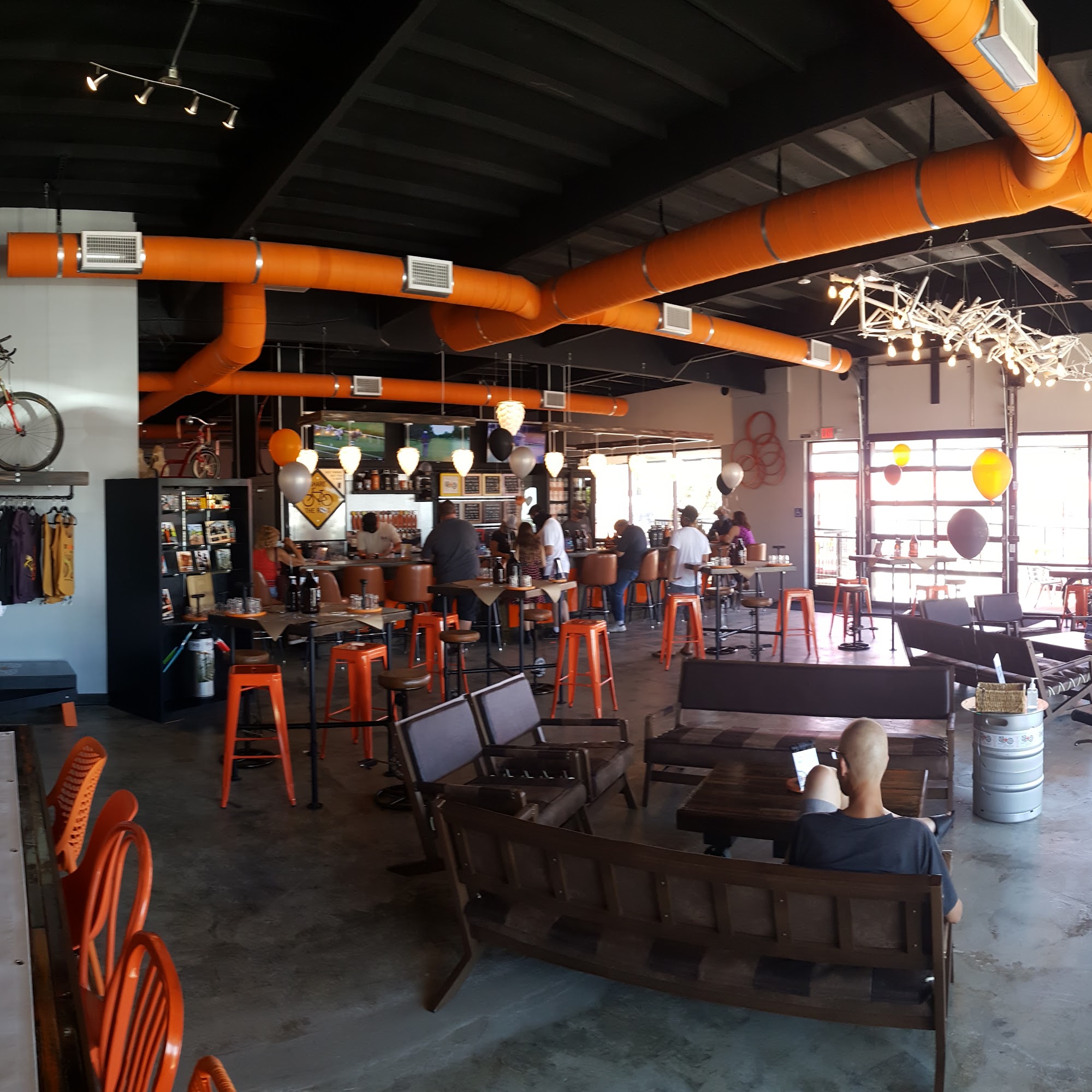 Hops & Spokes Brewing Company / Ridgeline Service Yucaipa