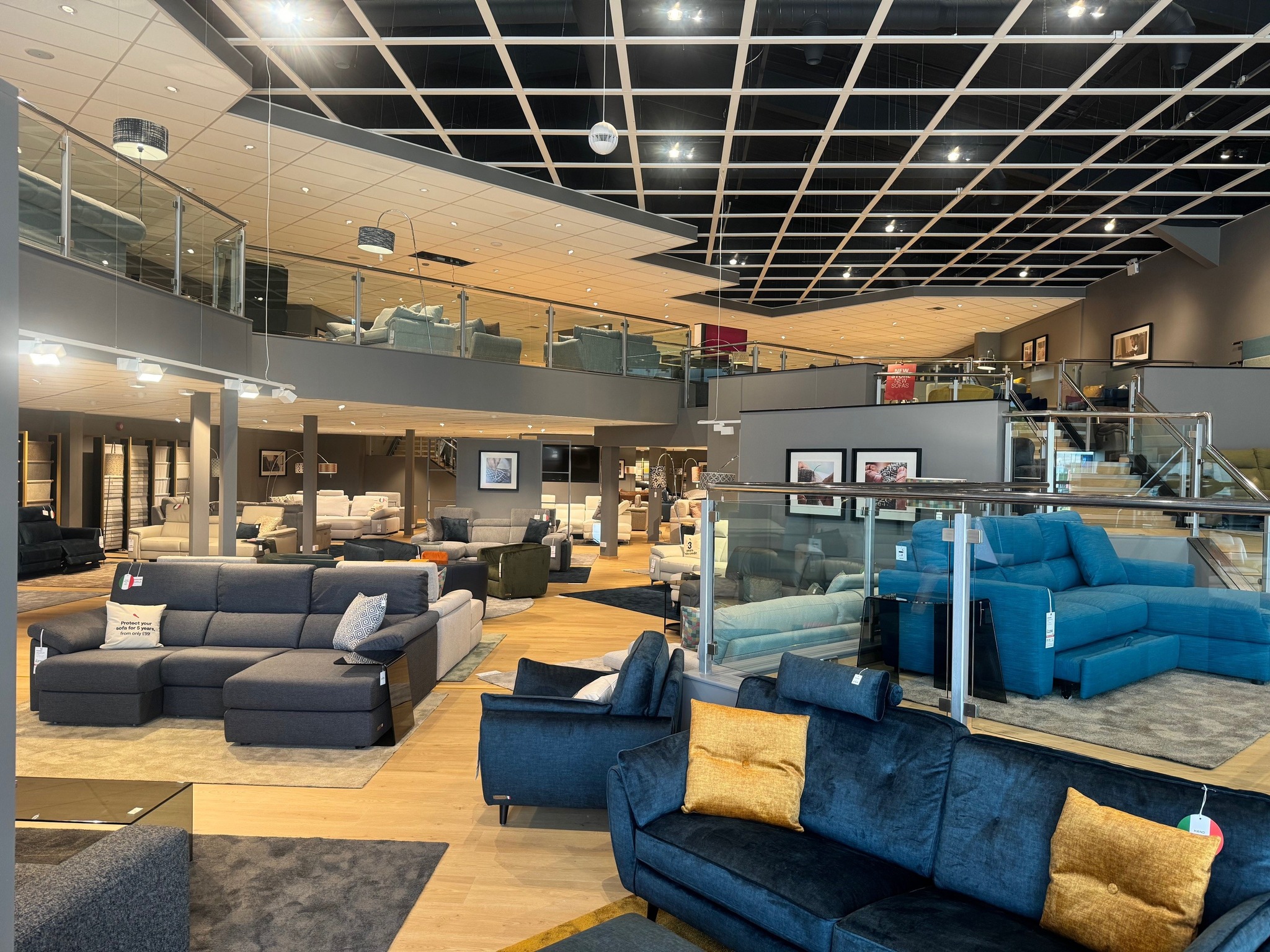 ScS - Sofas, Flooring & Furniture