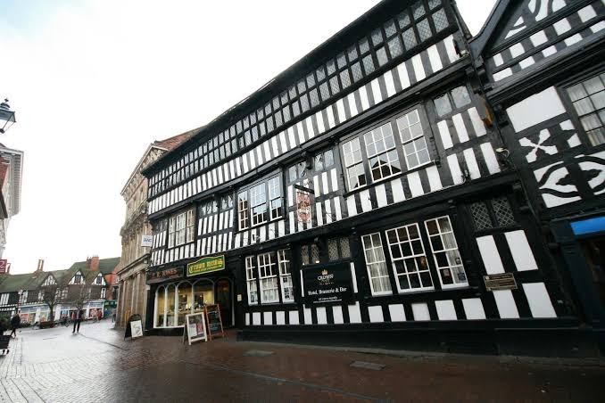 Crown Hotel, Bar & Grill High St, Nantwich