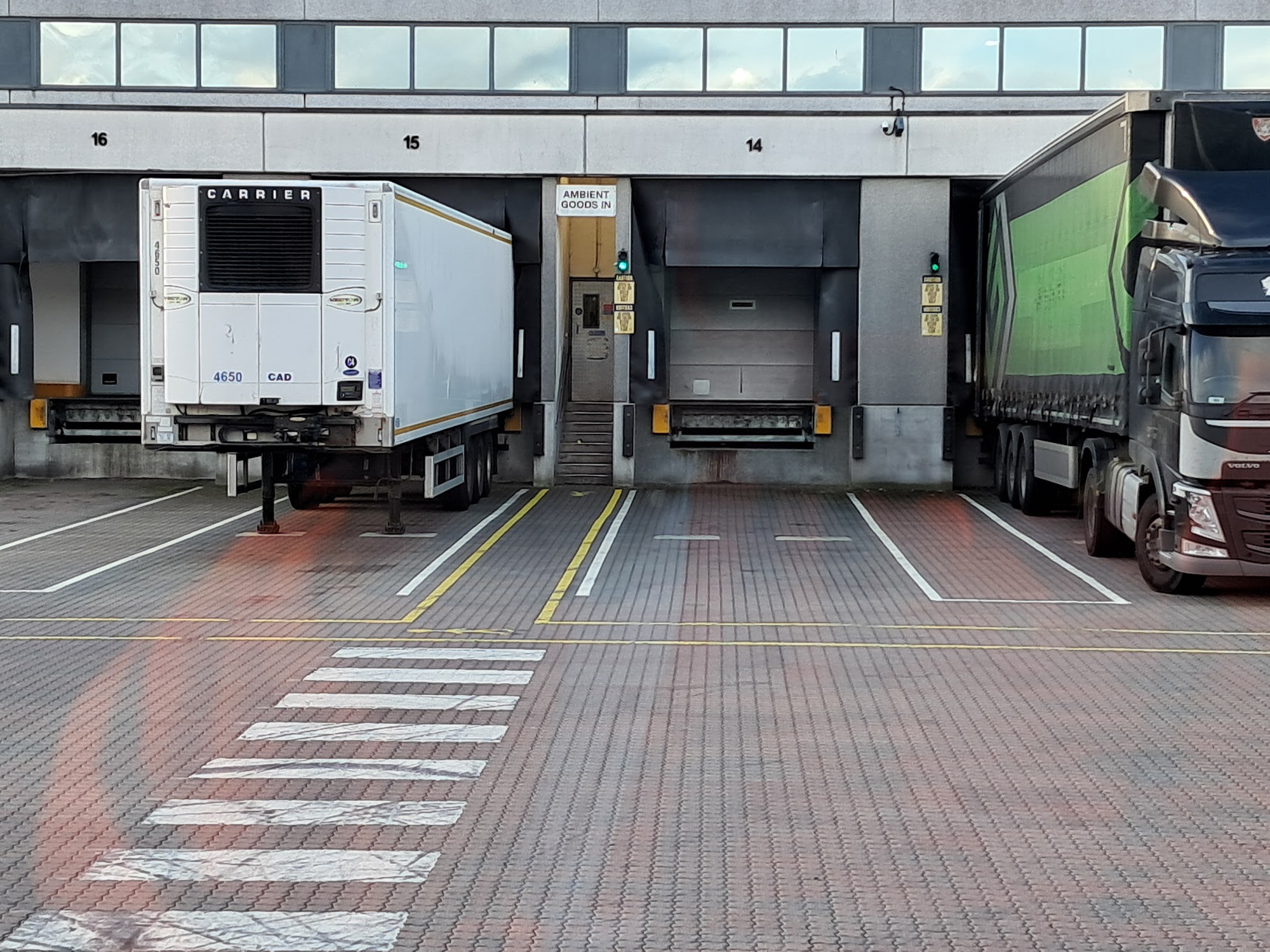 ALDI RDC Neston