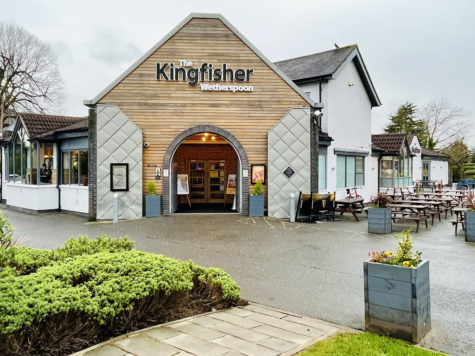 The Kingfisher - JD Wetherspoon London Rd S, Poynton, Stockport