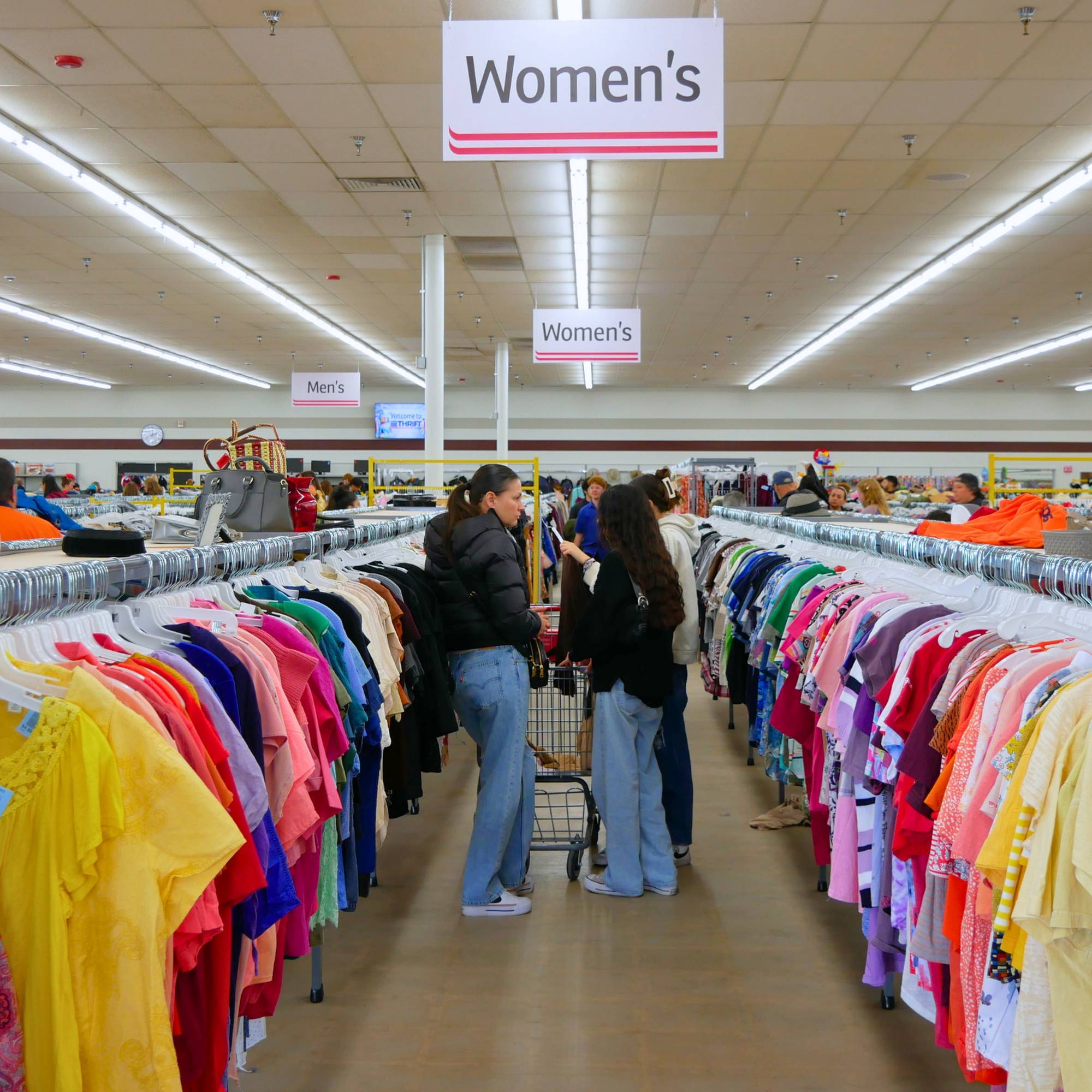 Red White & Blue Thrift Store - Arvada