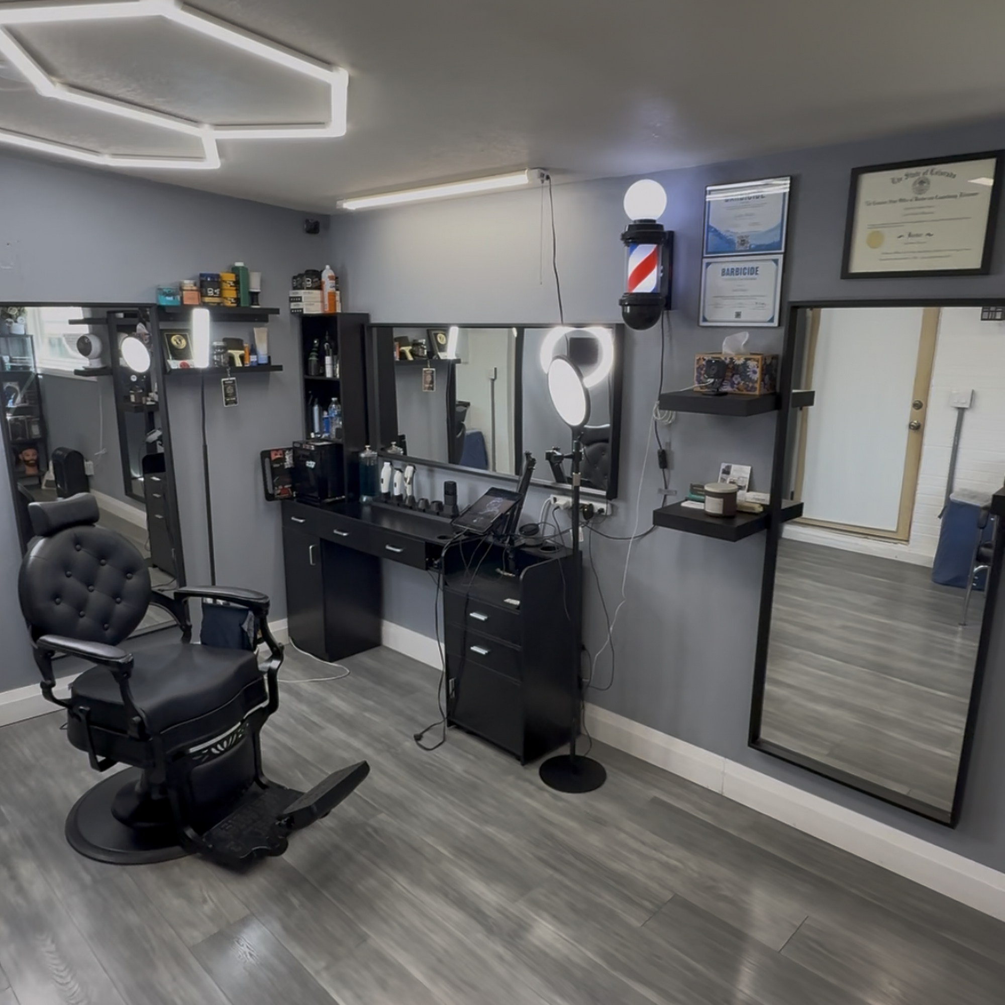 Juan Blends Barbershop Aurora