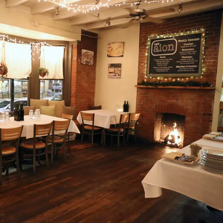 Photo credit: opentable