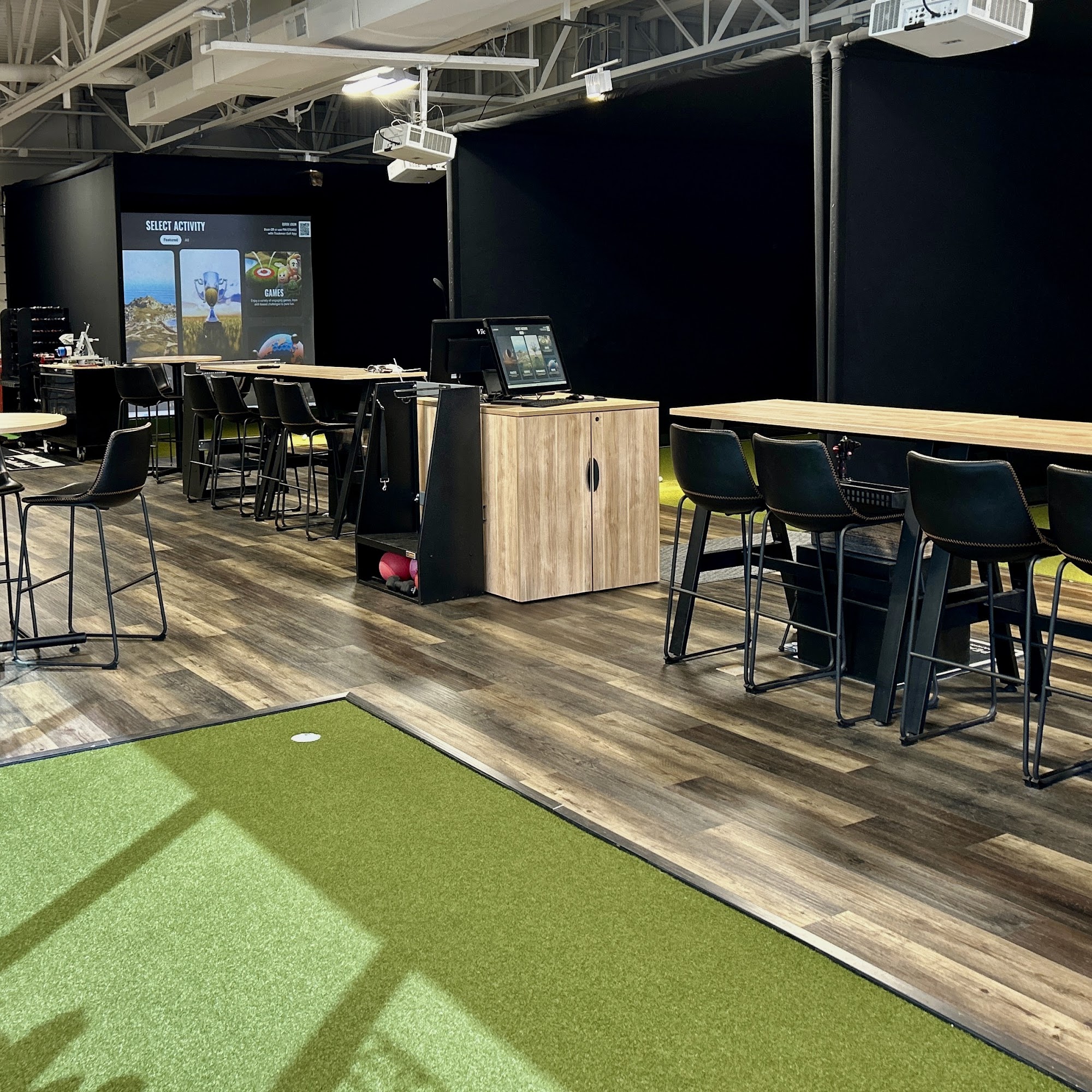 PEAK Golf Academy 8215 S Holly St, Centennial Colorado 80122