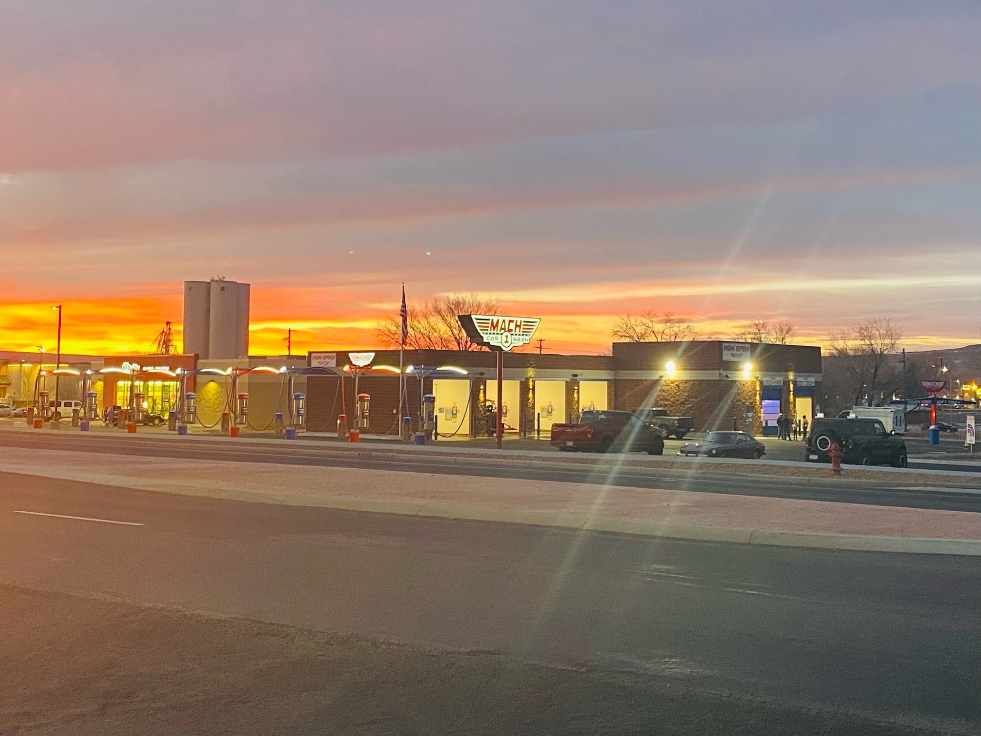 Mach 1 Car Wash Delta