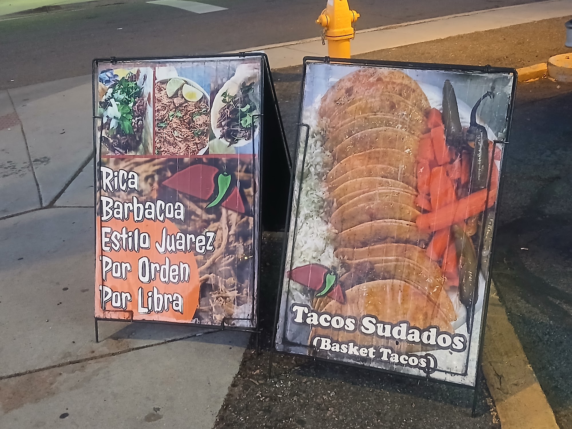 Los Sudaditos Menu