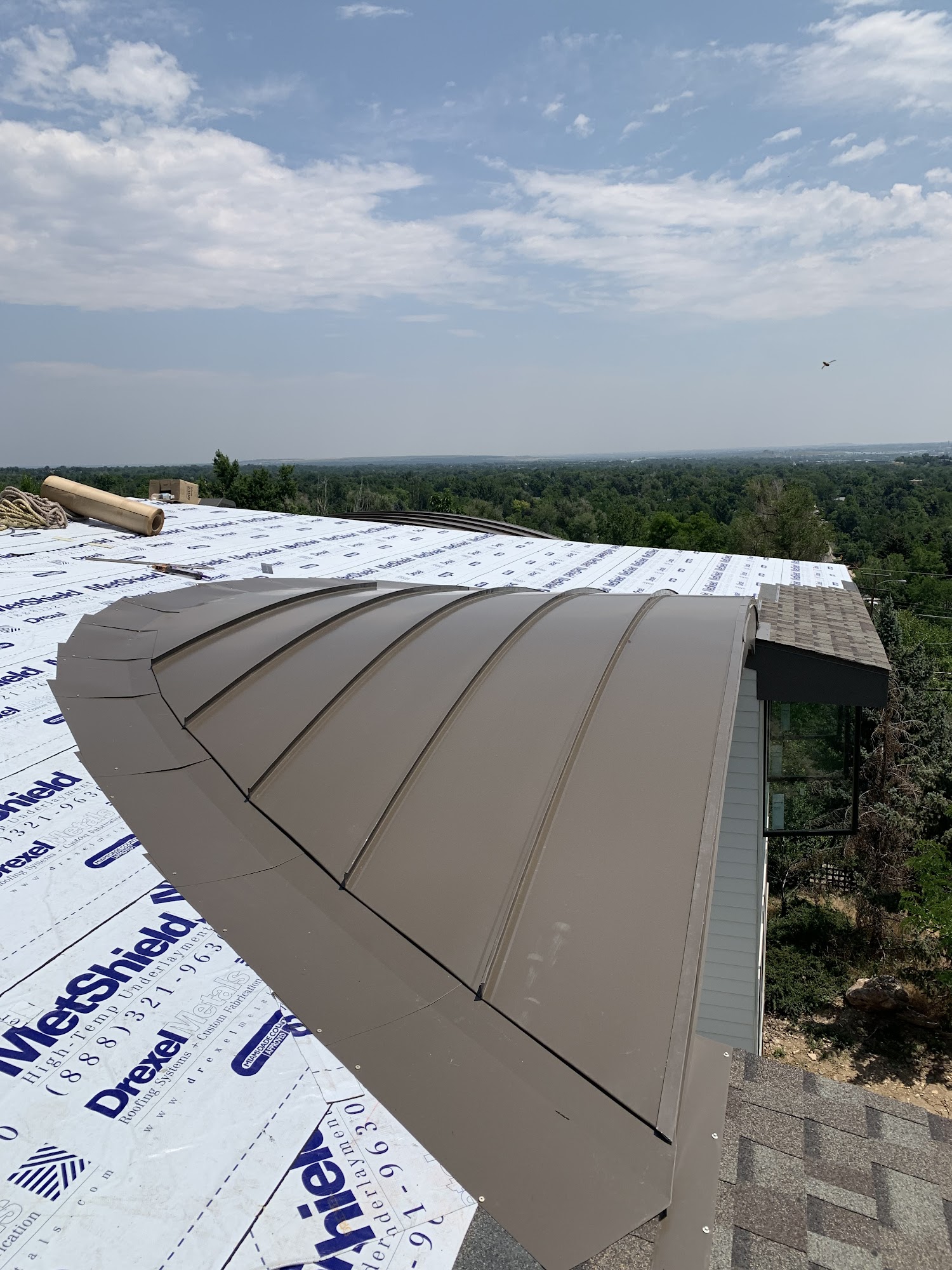 LEMT Roofing