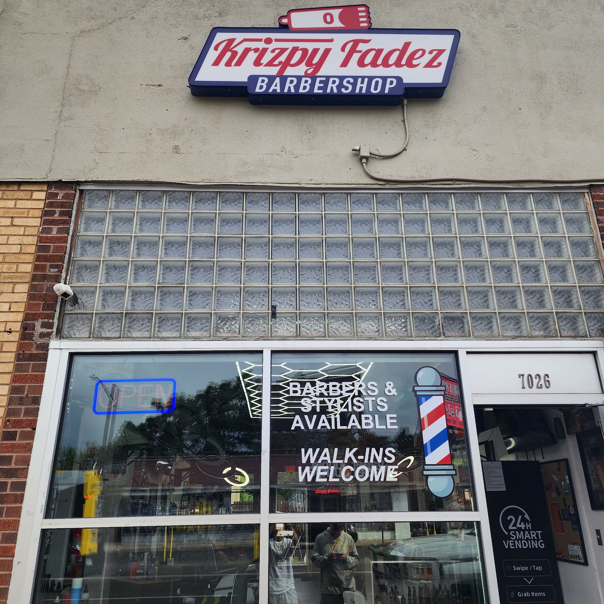 Krizpy Fadez 7026 E Colfax Ave, Denver Colorado 80220