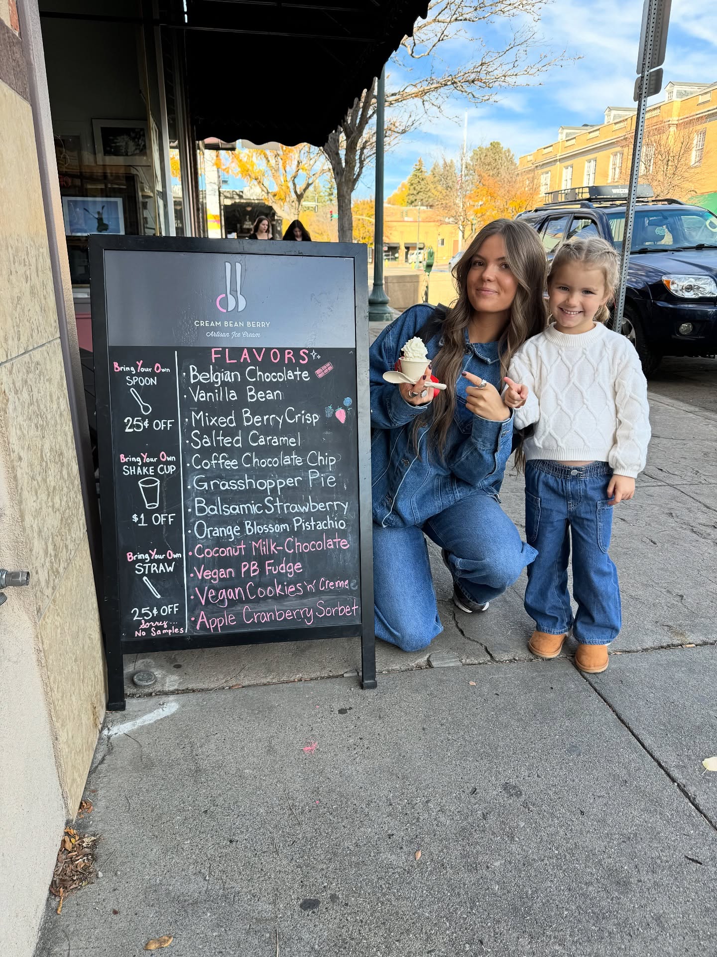 Cream Bean Berry Durango