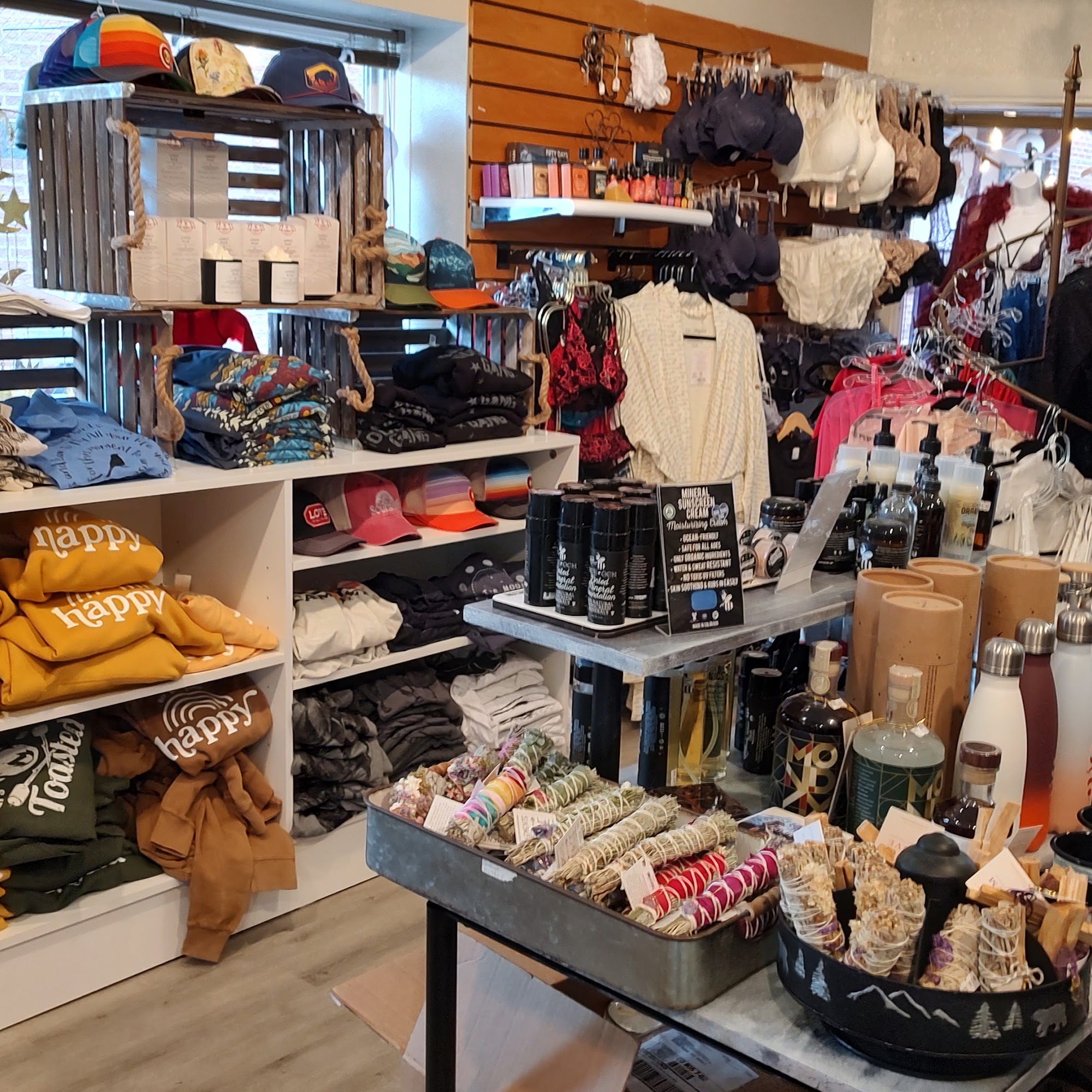 Shining Moon Boutique Estes Park