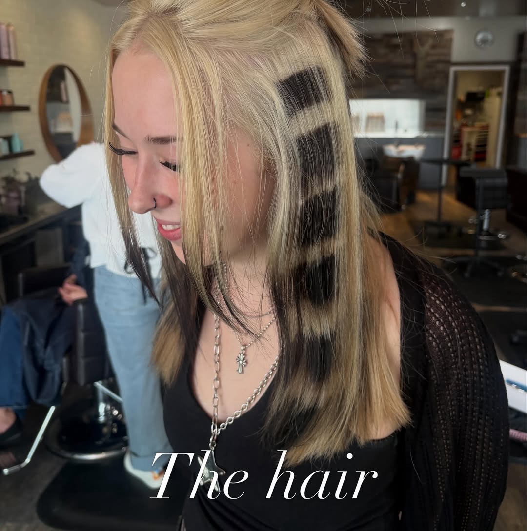 CosmoPaige at Voltage Salon