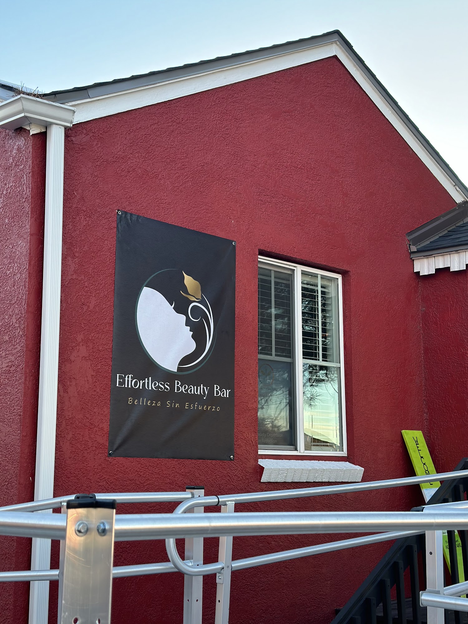 Effortless Beauty Bar / Belleza Sin Esfuerzo