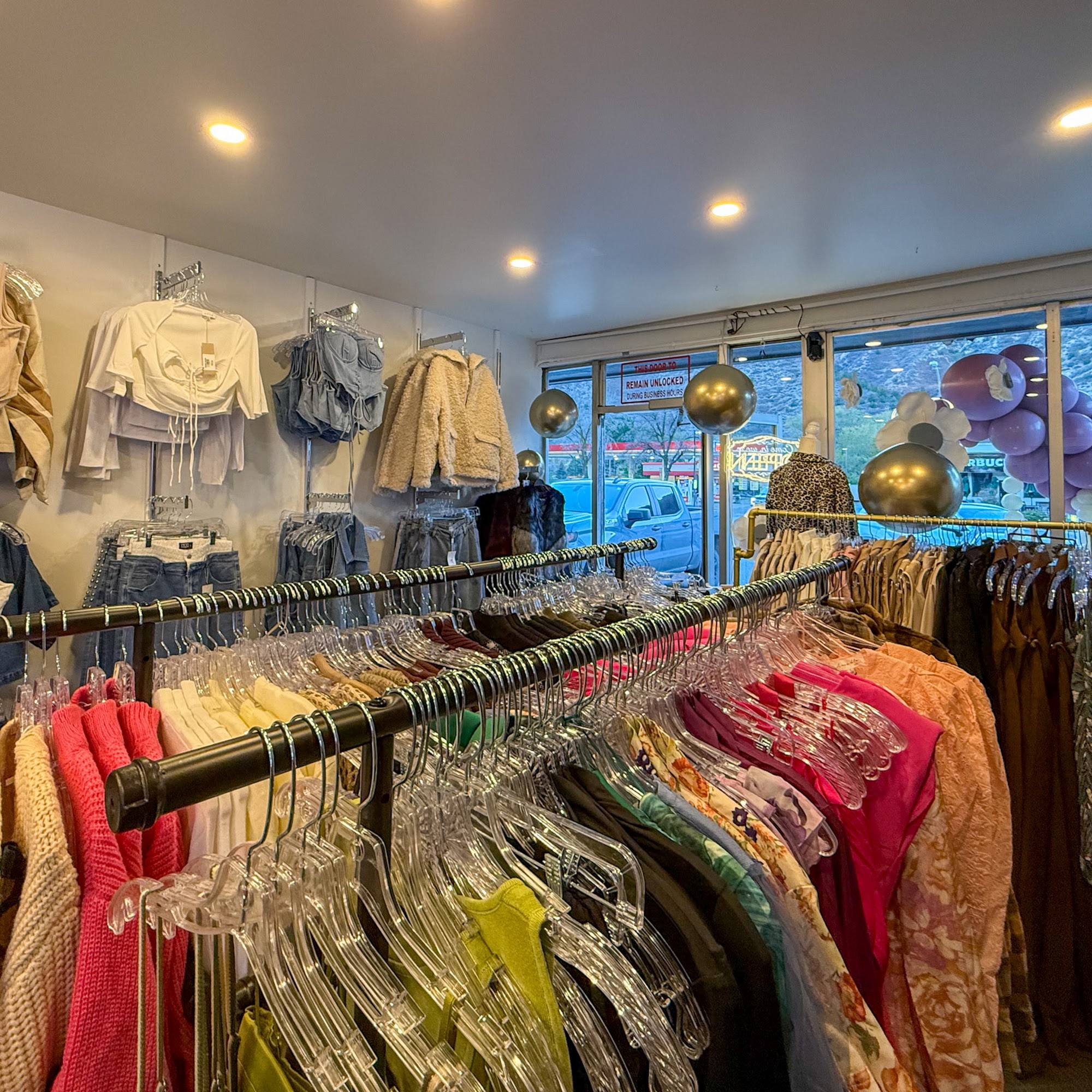 Simona’s Boutique Glenwood Springs