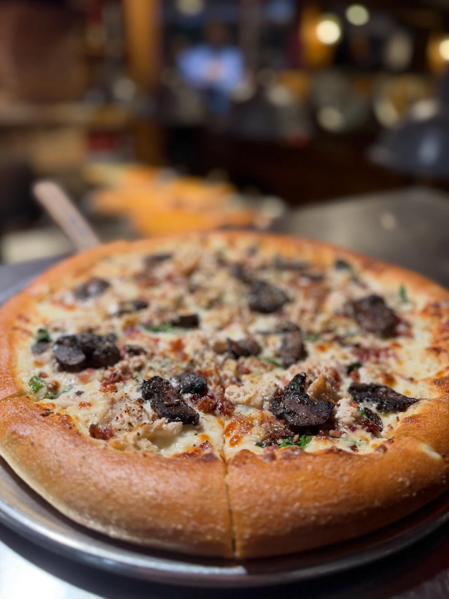 Woody's Wood-Fired Pizza Golden