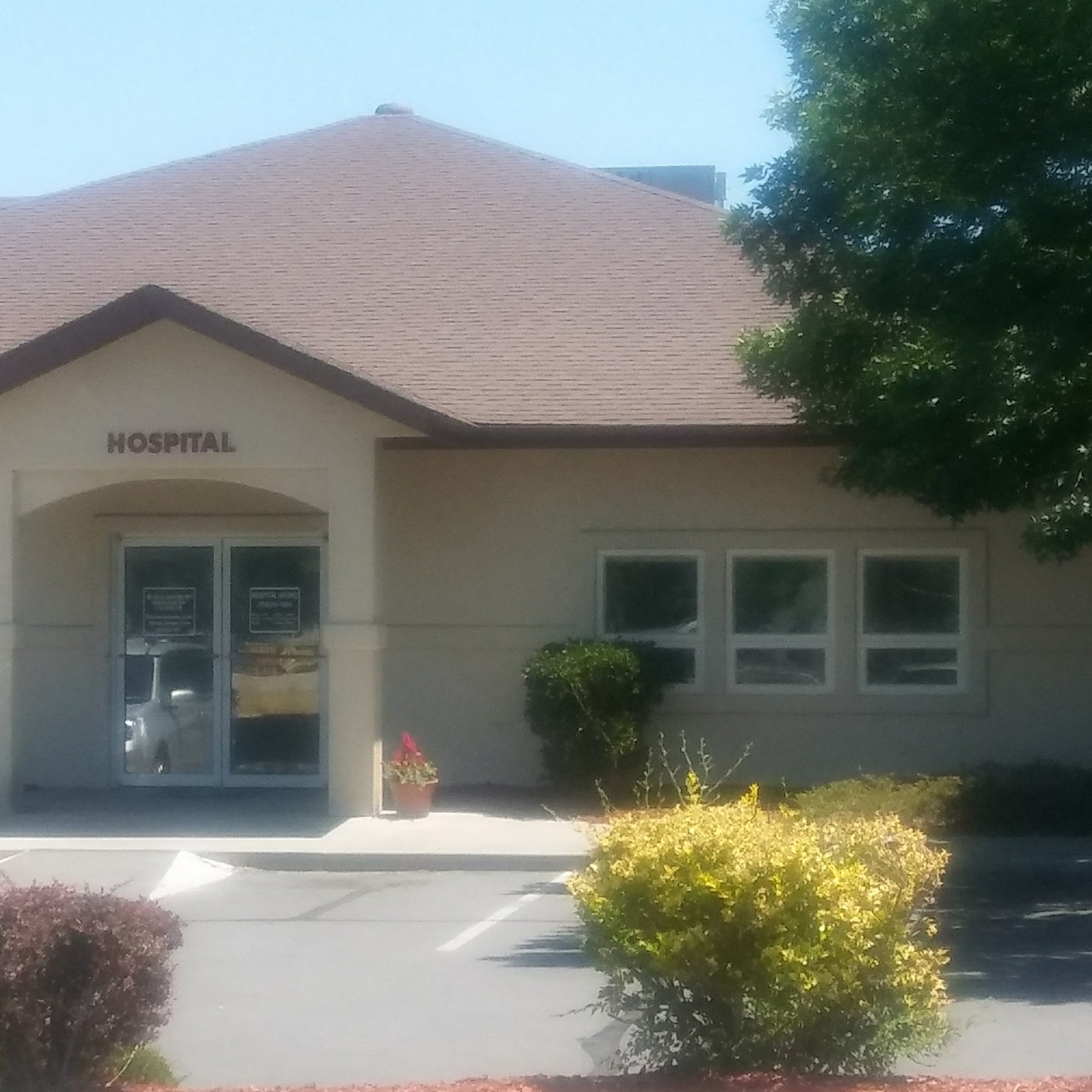 Orchard Mesa Veterinary Hospital- Canone Clark, DVM Grand Junction