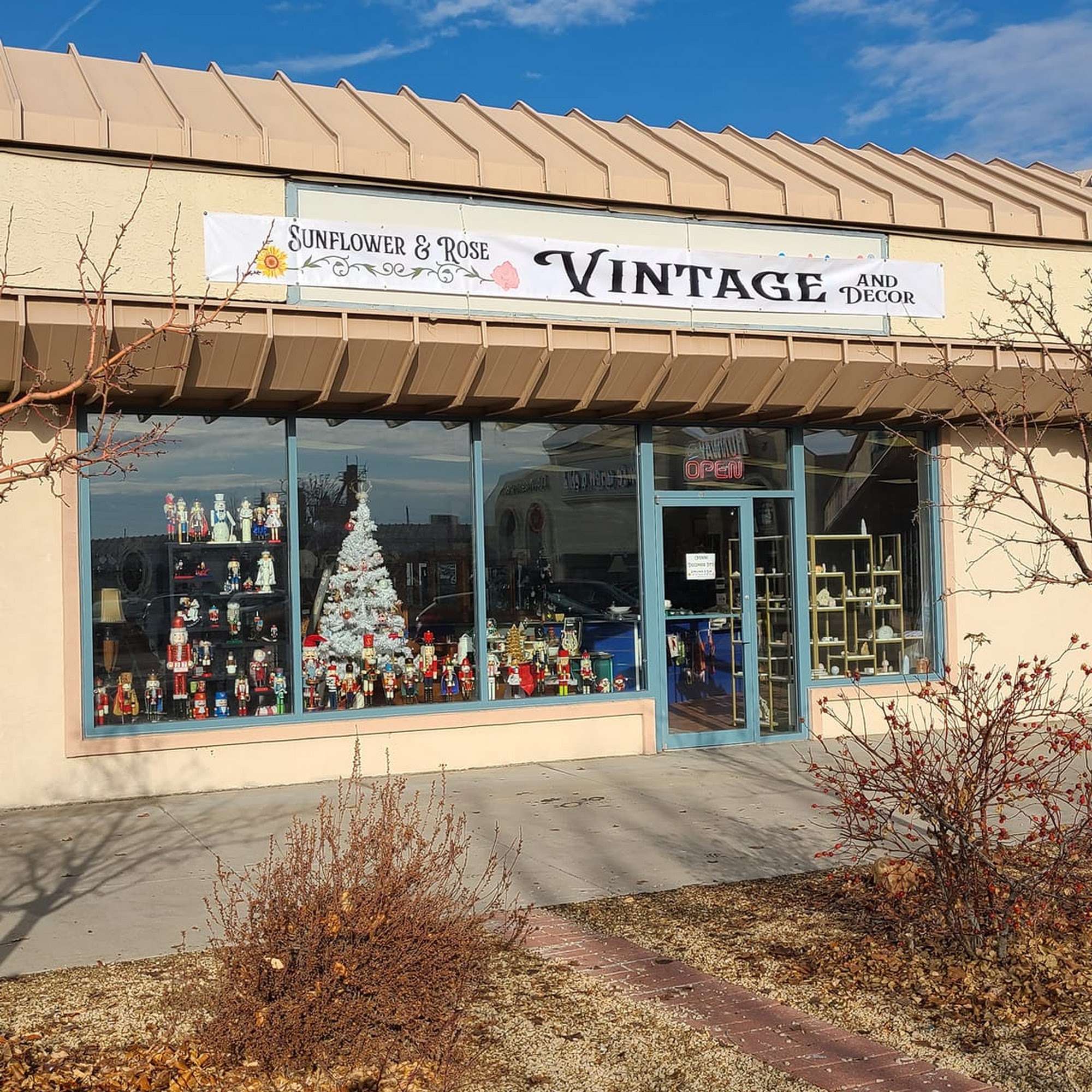 Sunflower & Rose Vintage & Decor 2454 US-6 UNIT 105, Grand Junction