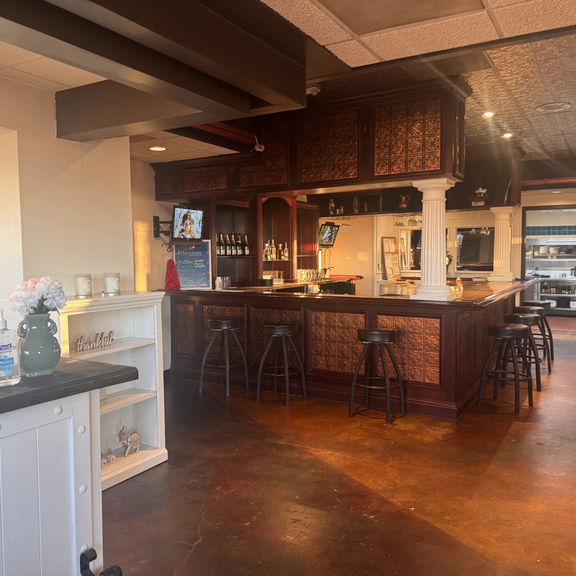 Louis’ No.3 11903 W 6th Ave Frontage Rd, Lakewood