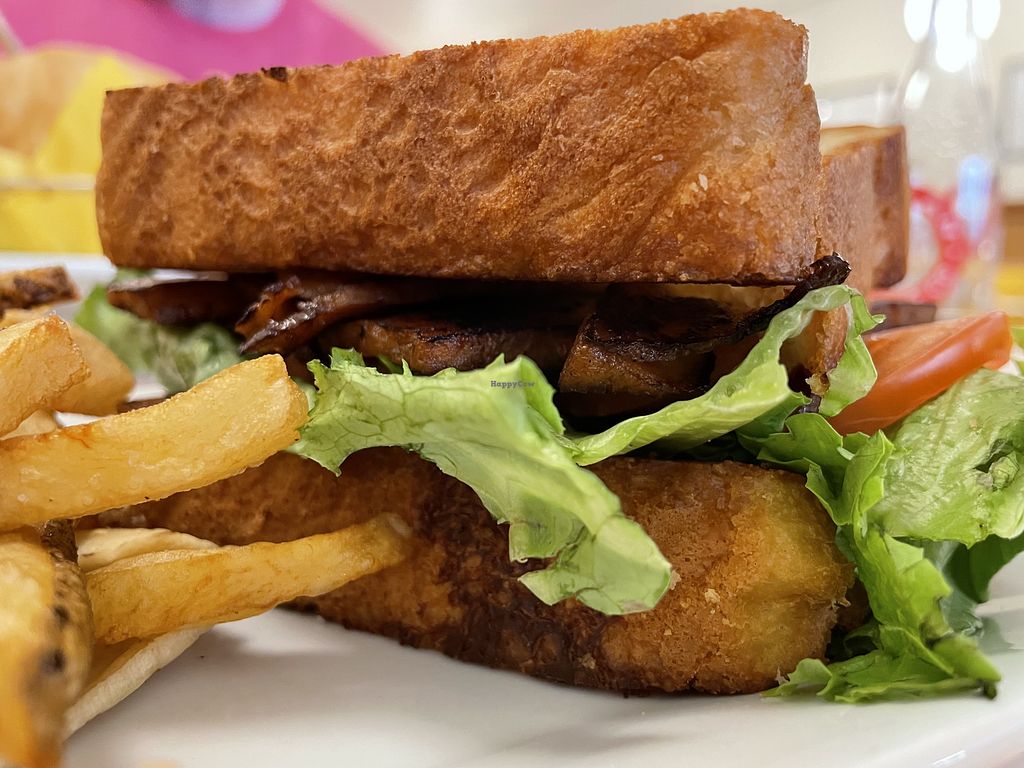 Photo credit: happycow