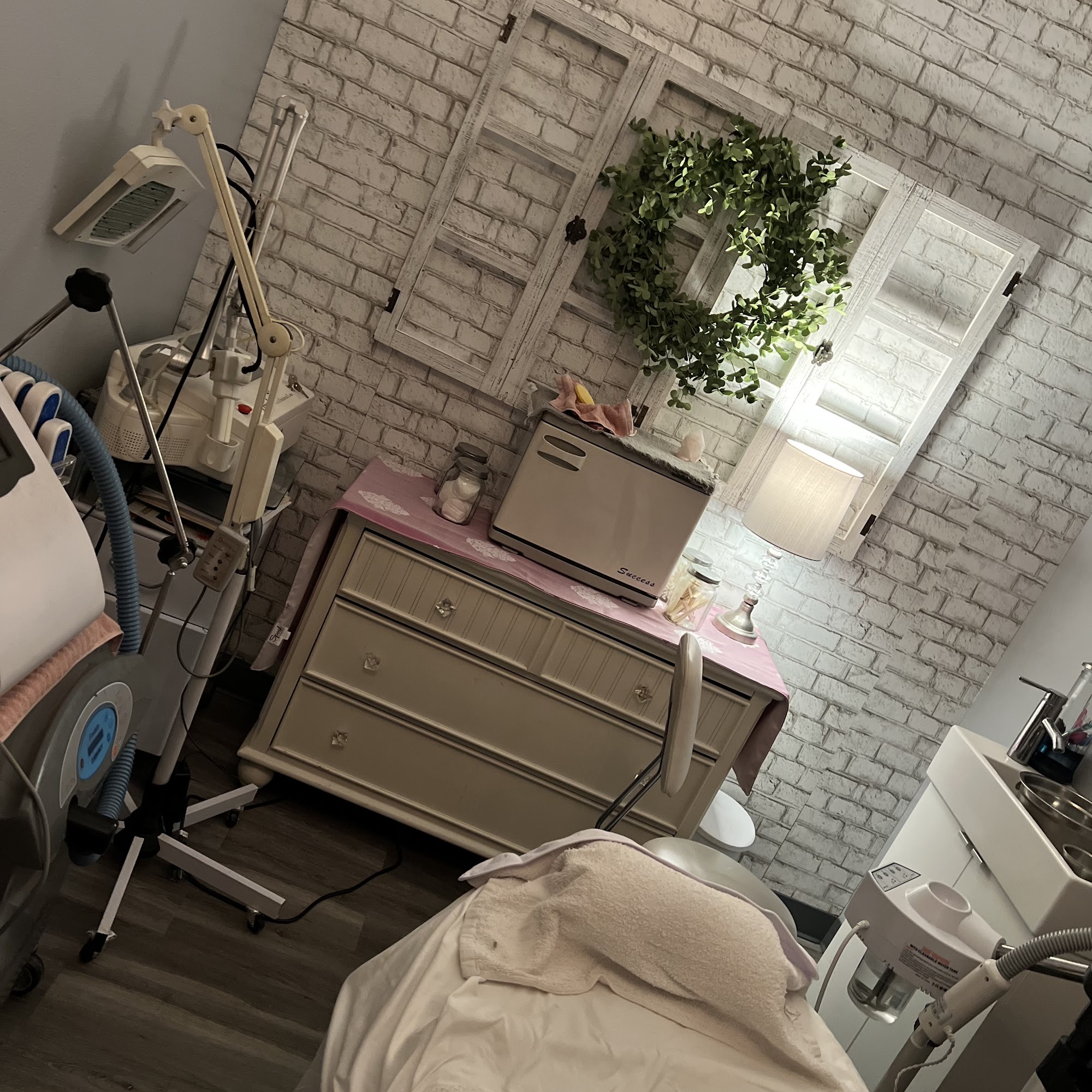 Restorations Wellness 9140 Westview Rd Unit D Suite 103, Lone Tree Colorado 80124