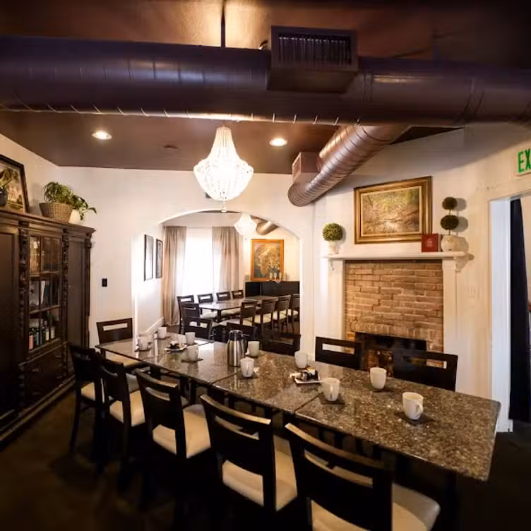 Photo credit: opentable