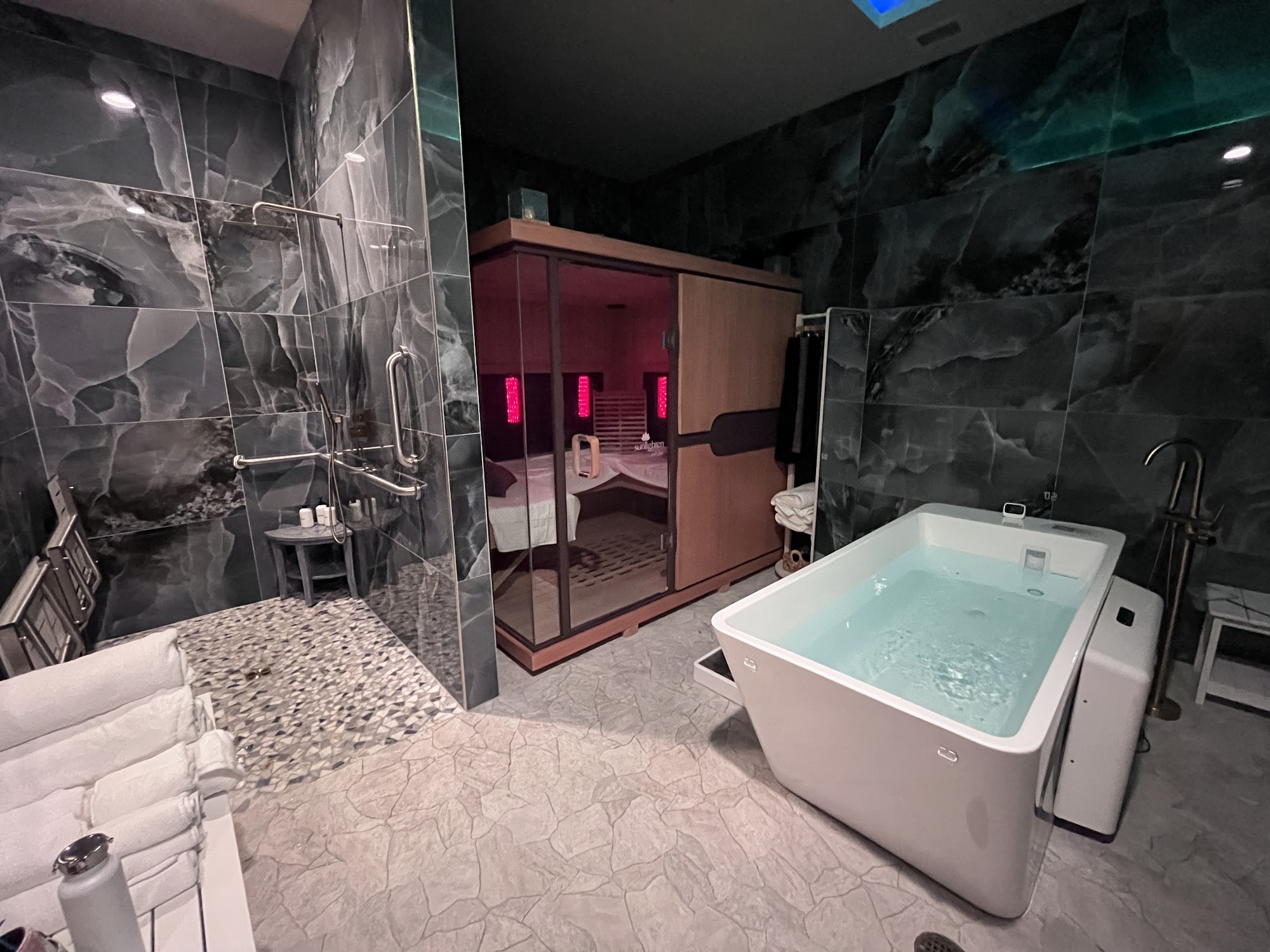 Fire & Ice Wellness Cryotherapy Village at the Peaks, 1230 S Hover St Suite B-200, Longmont Colorado 80501