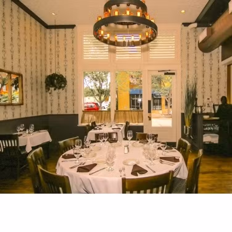 Photo credit: opentable