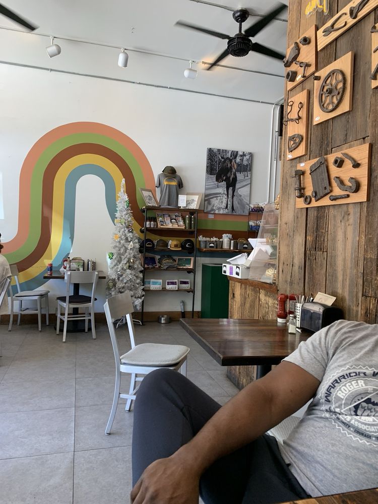 Sunrise Minturn | Cafe + Cocktails Minturn