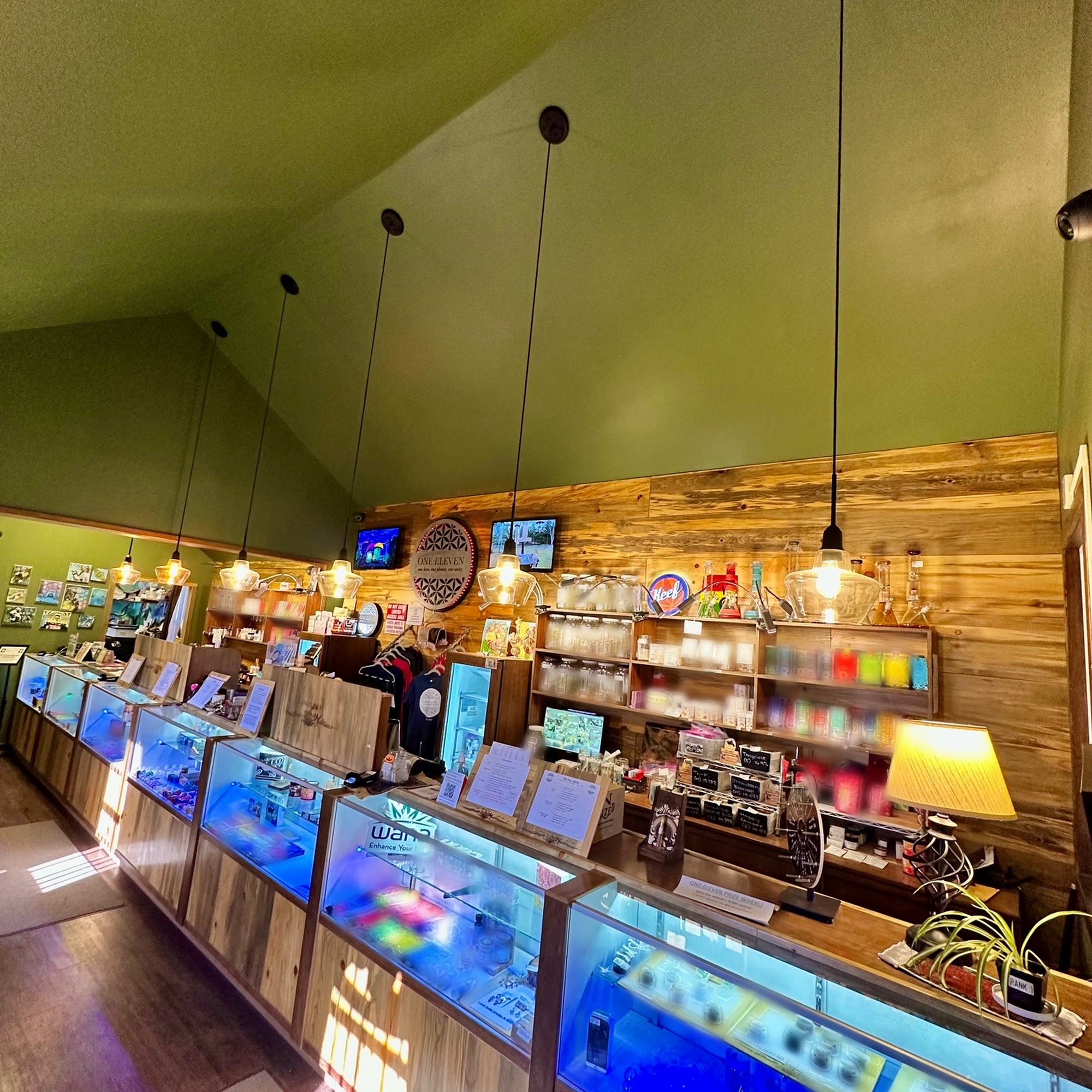 1:11 Dispensary Moffat