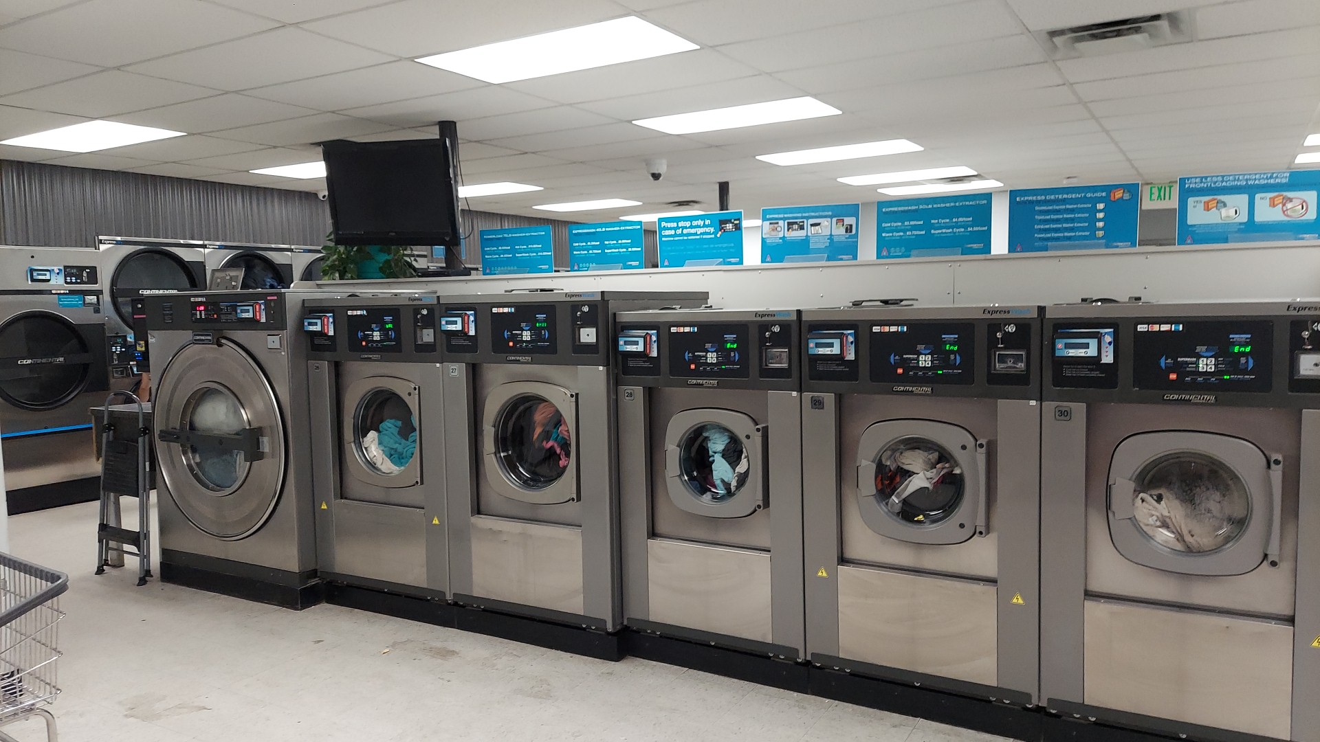 Crystal Clear Wash Montrose