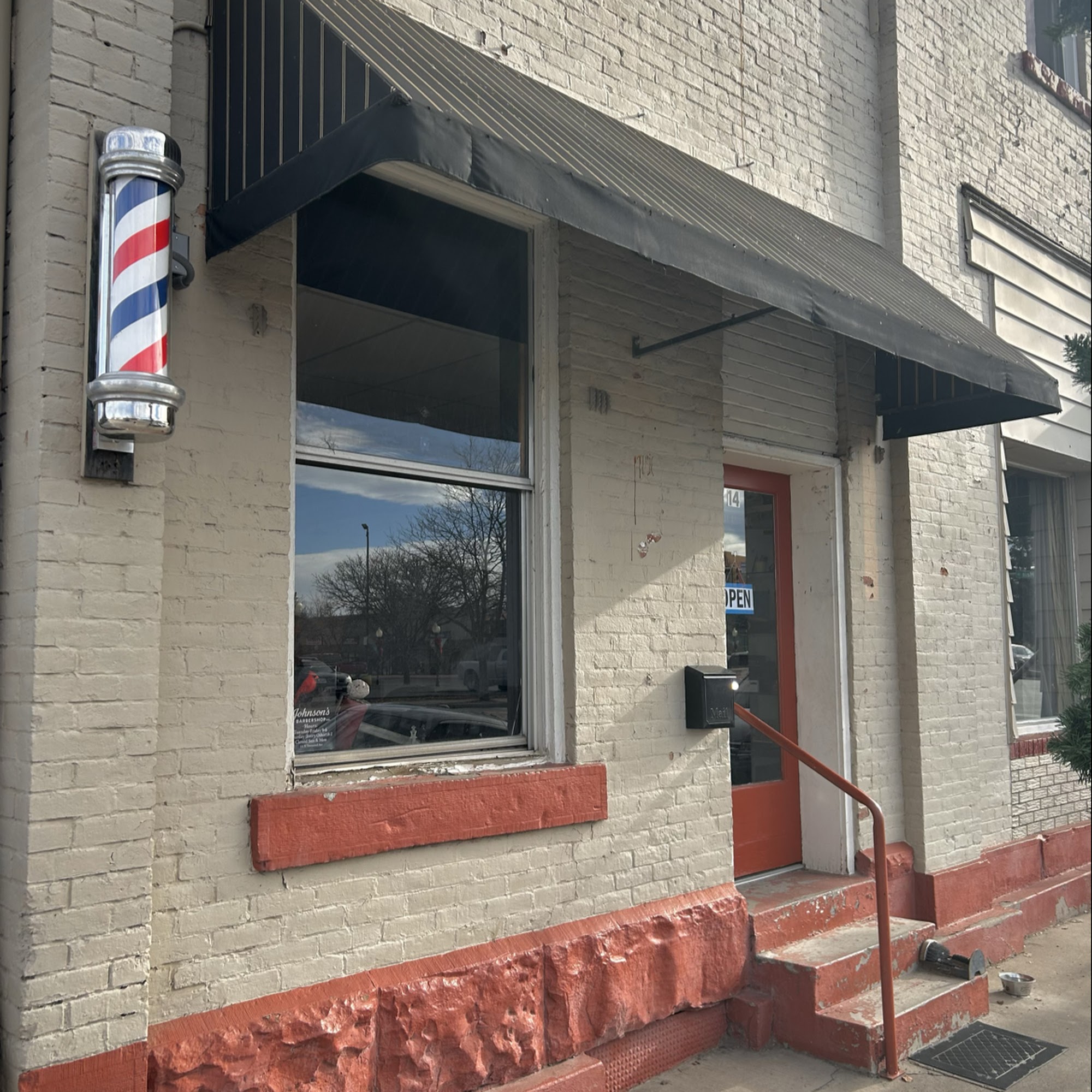 Johnson’s Barbershop 14 N Townsend Ave, Montrose Colorado 81401
