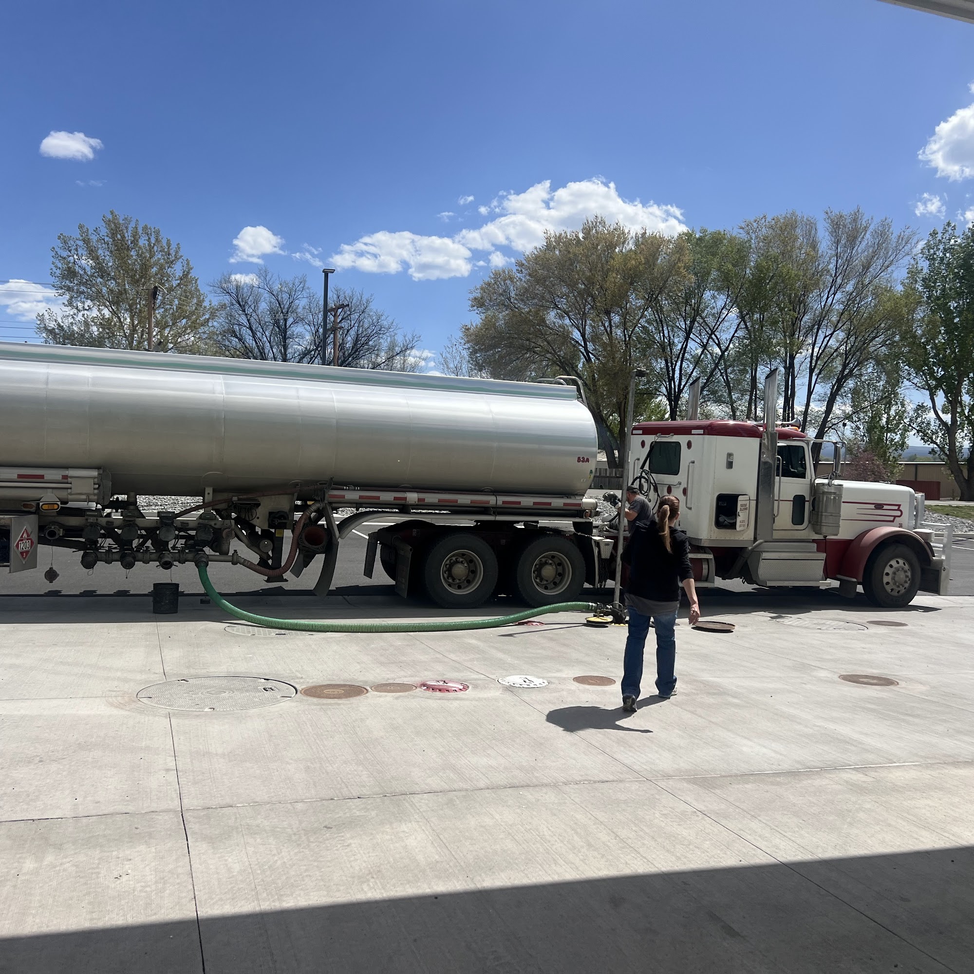 Sinclair Gas Station