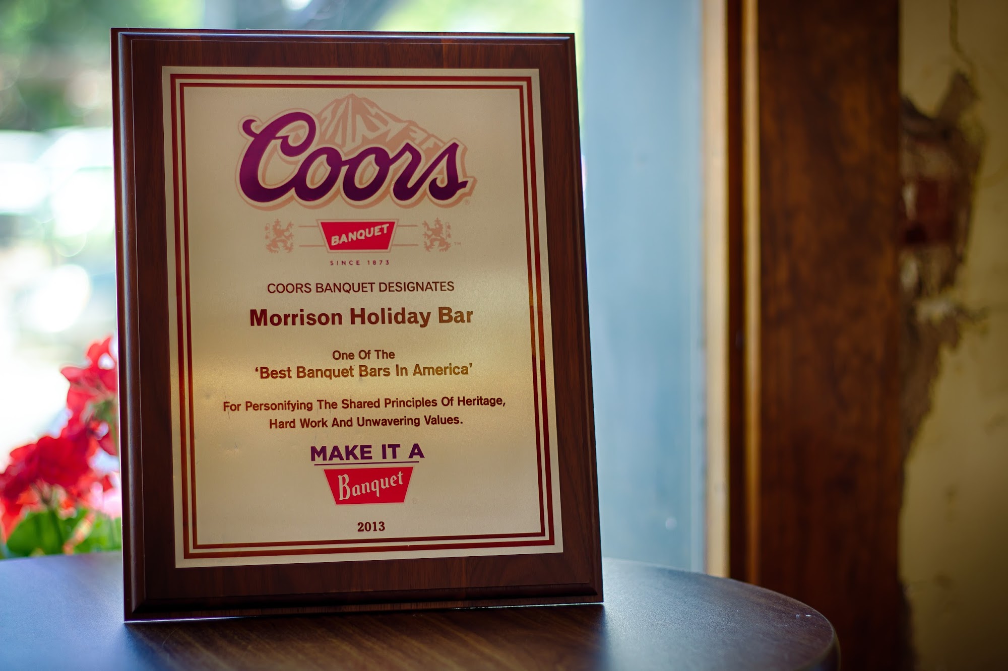 Morrison Holiday Bar Morrison