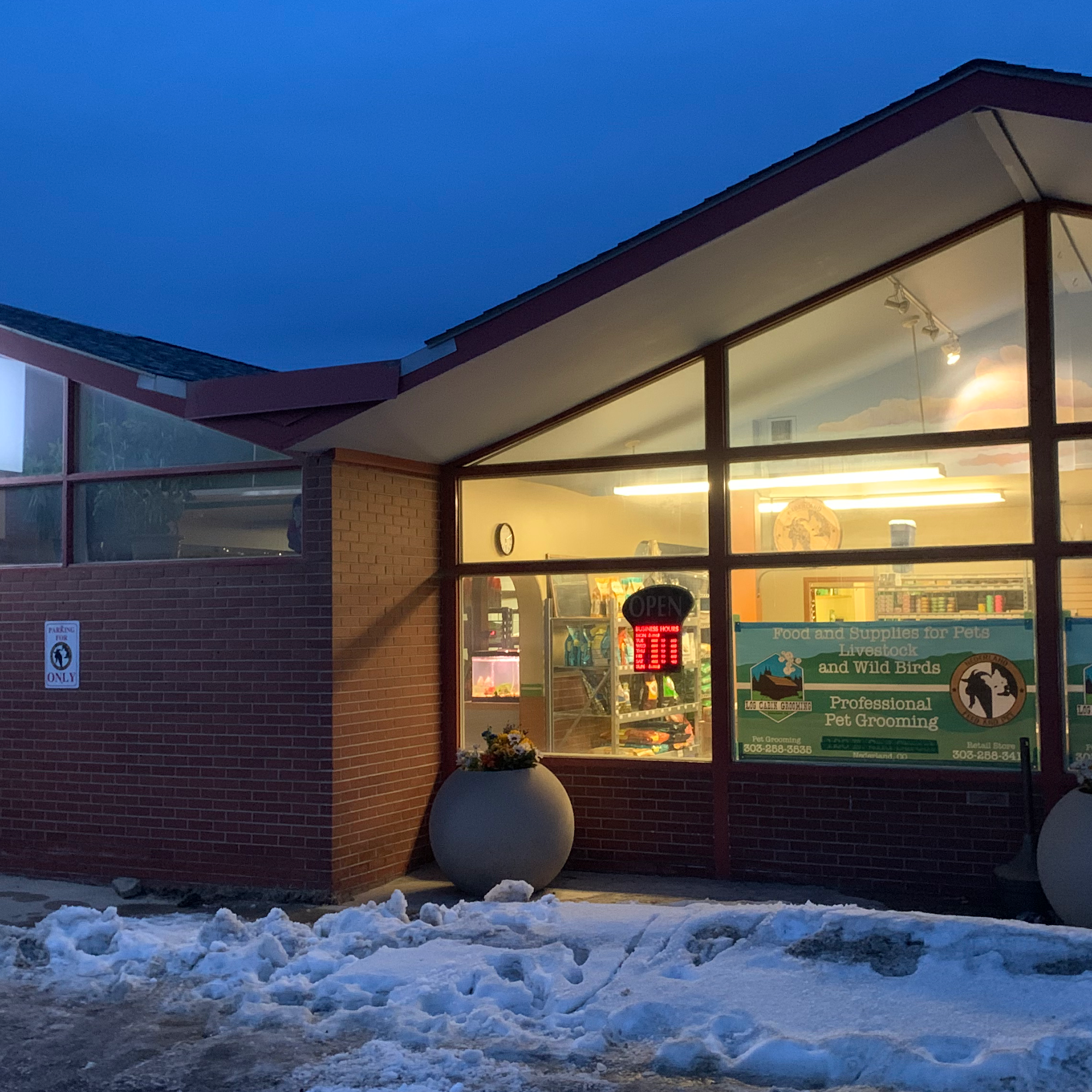 Log Cabin Grooming 74 CO-72, Nederland Colorado 80466