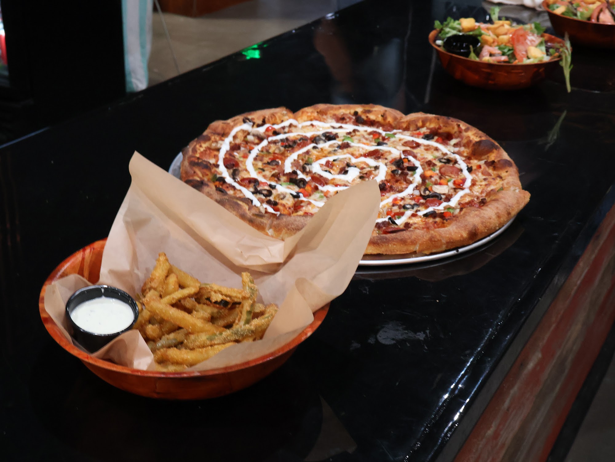 Palisade pizza and pourhouse Menu